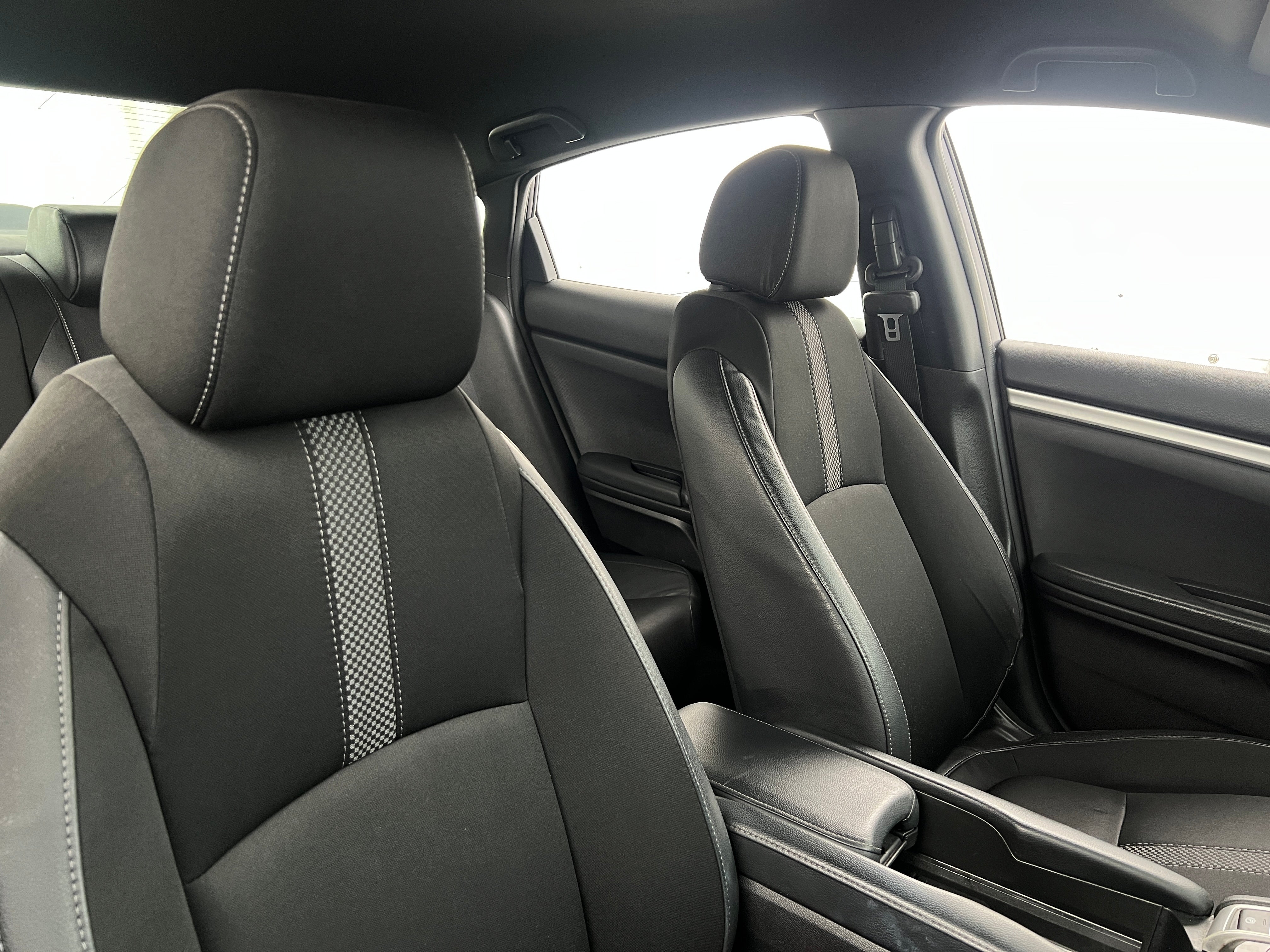2020 Honda Civic Sport 2