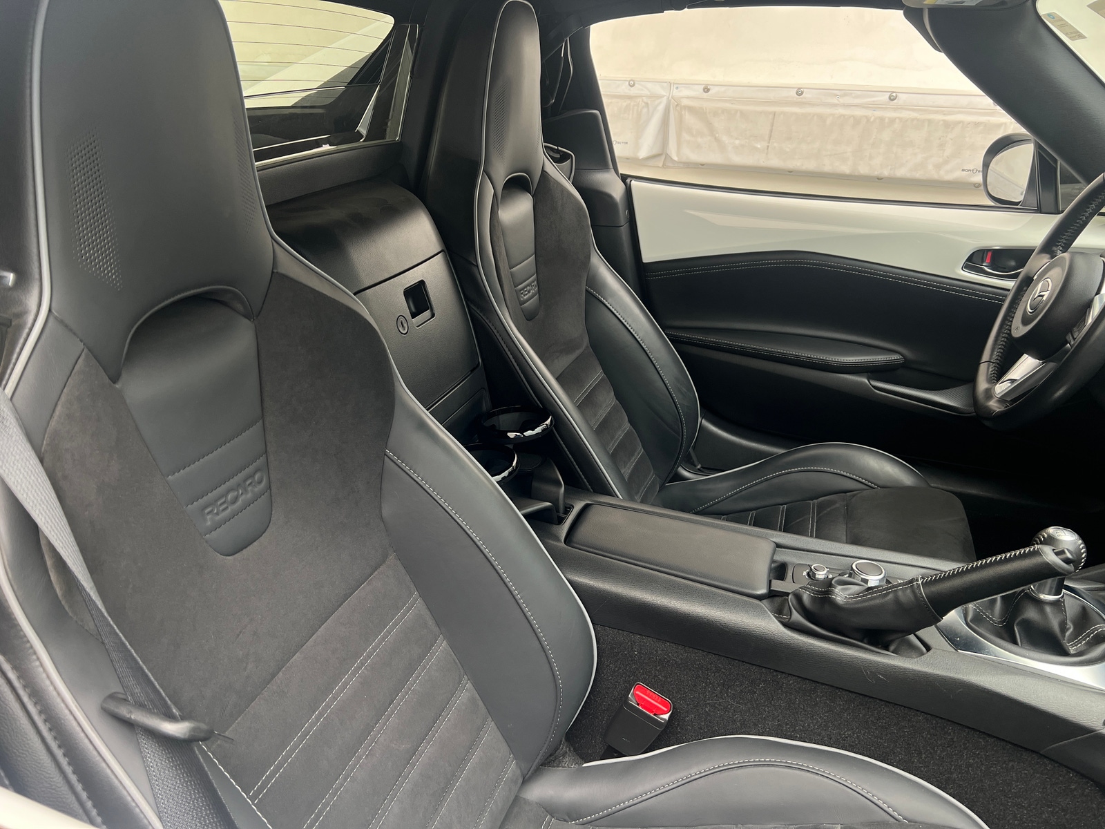 Thumbnail: 2020 Mazda MX-5 Miata - 2