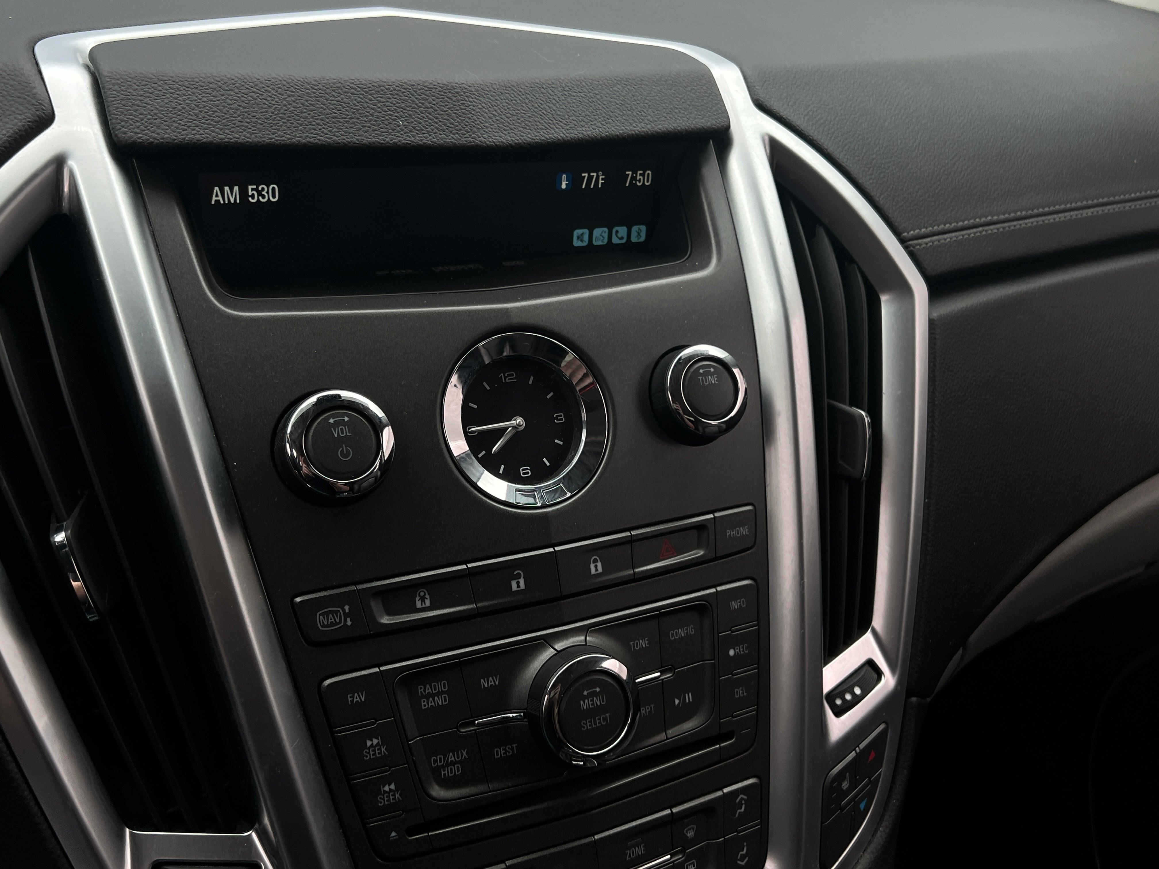 2010 Cadillac SRX Base 3