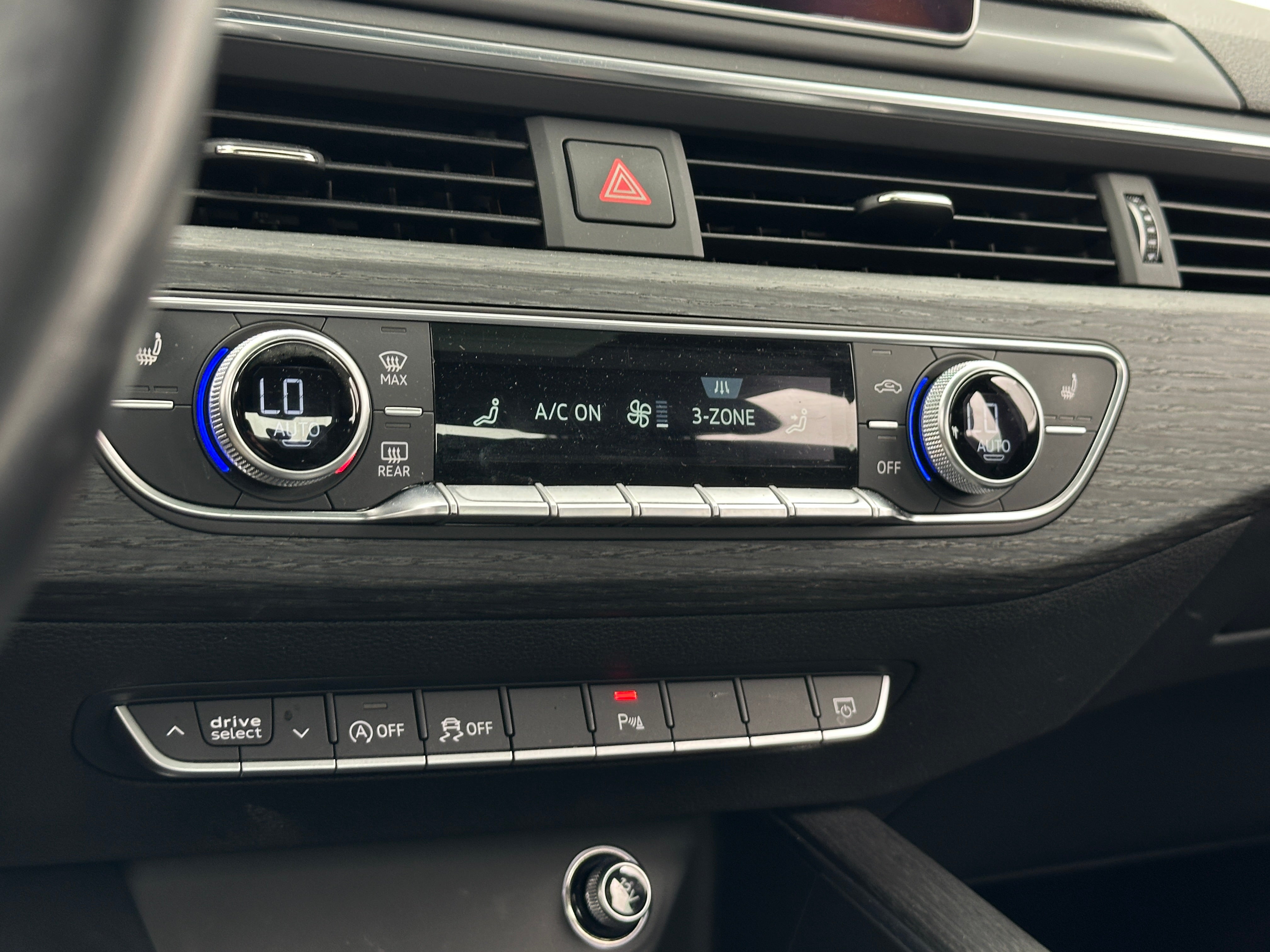 2017 Audi A4 Prestige 3