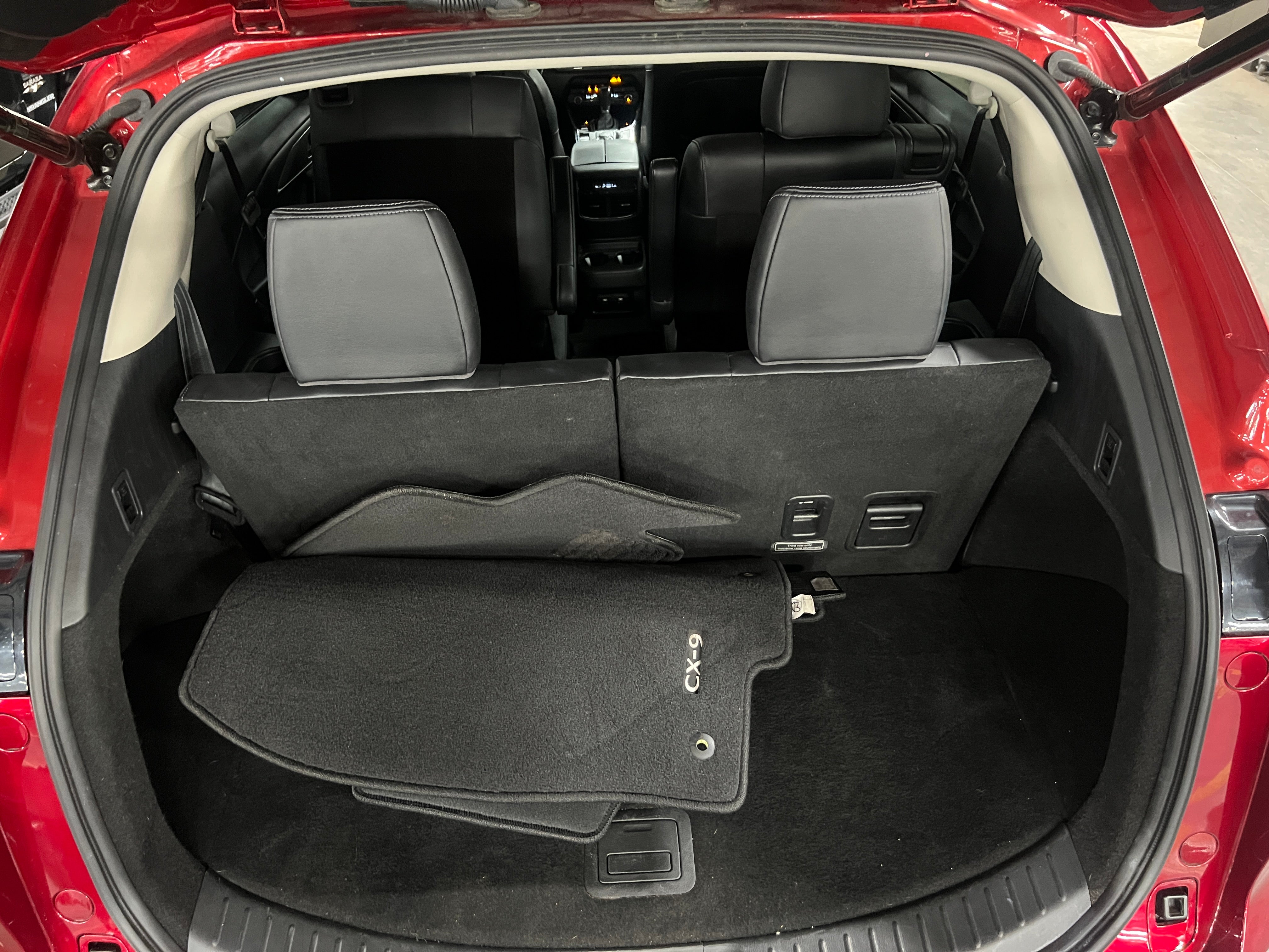 2023 Mazda CX-9 Touring 6