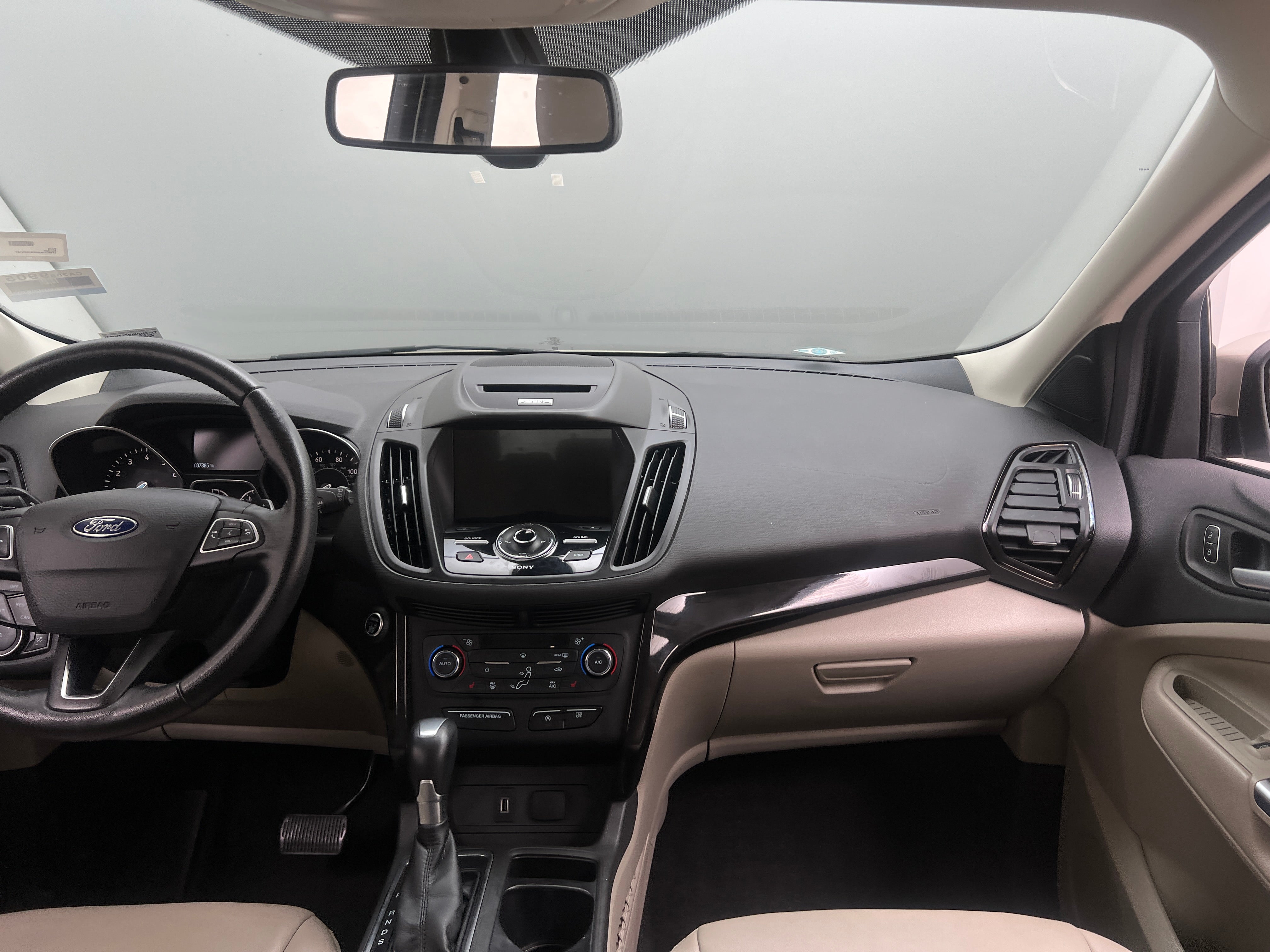 2017 Ford Escape Titanium 2