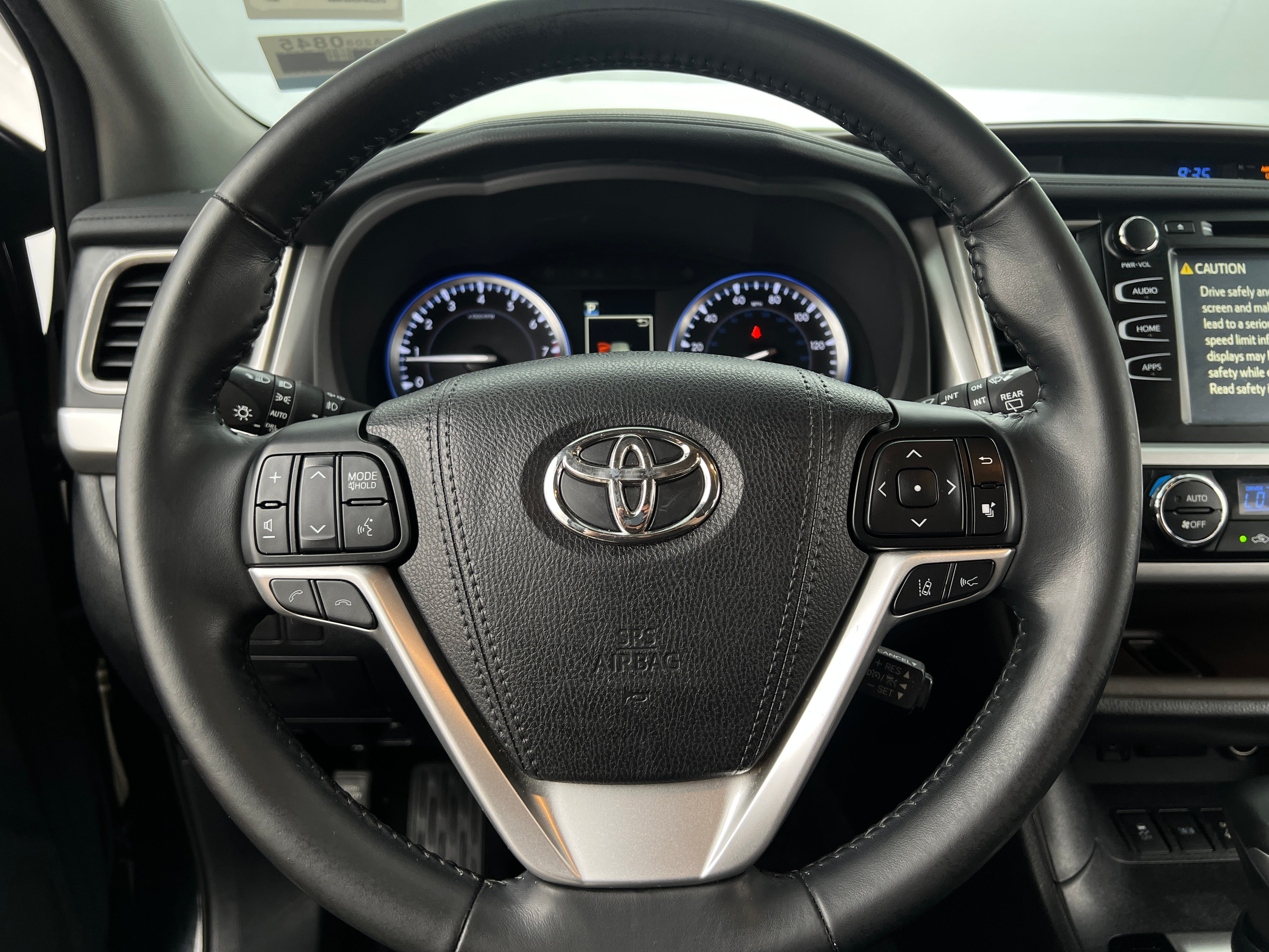 2017 Toyota Highlander XLE 4