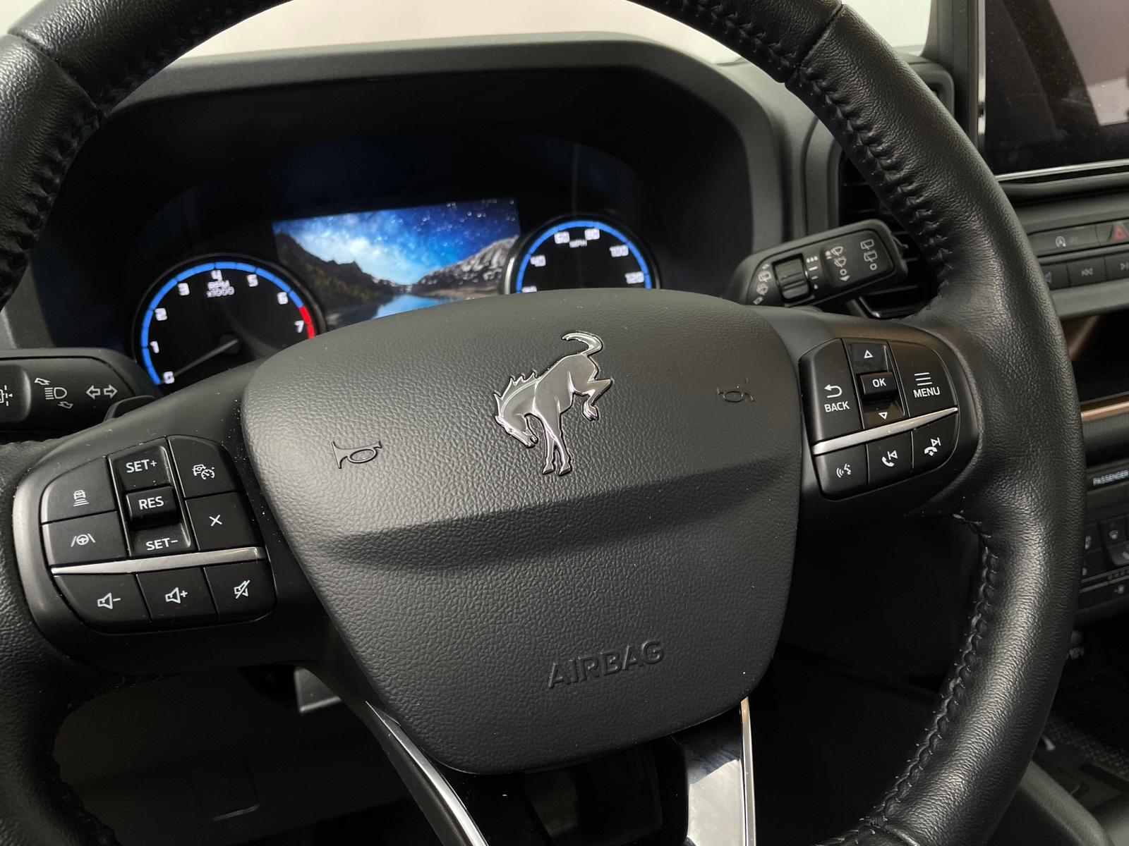 Thumbnail: 2022 Ford Bronco Sport - 5