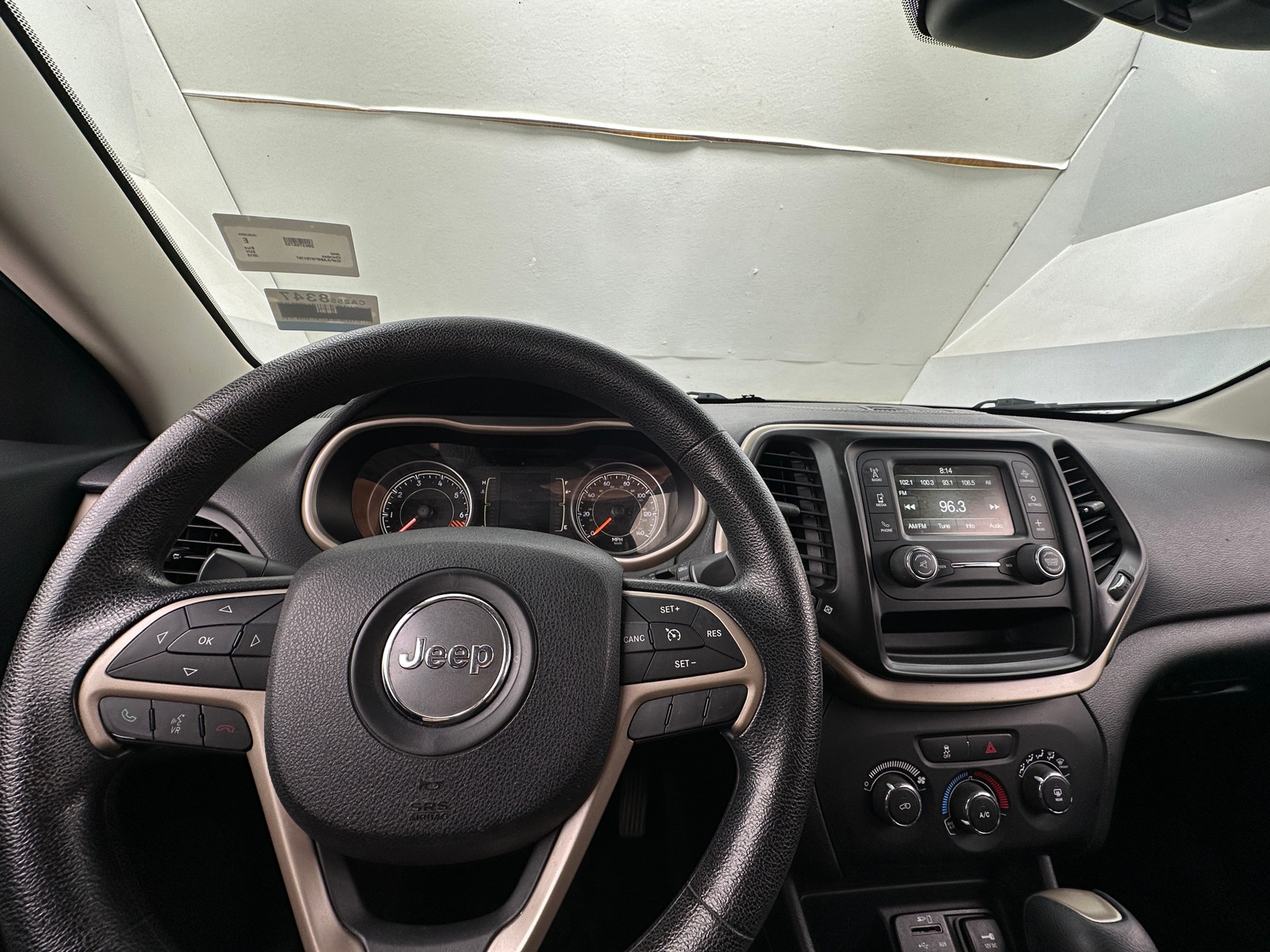 Thumbnail: 2015 Jeep Cherokee - 3
