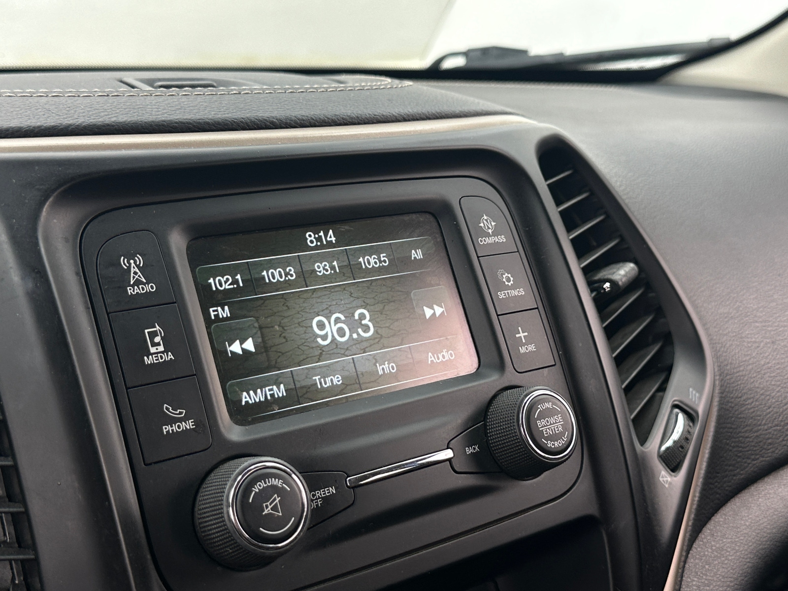 Thumbnail: 2015 Jeep Cherokee - 4