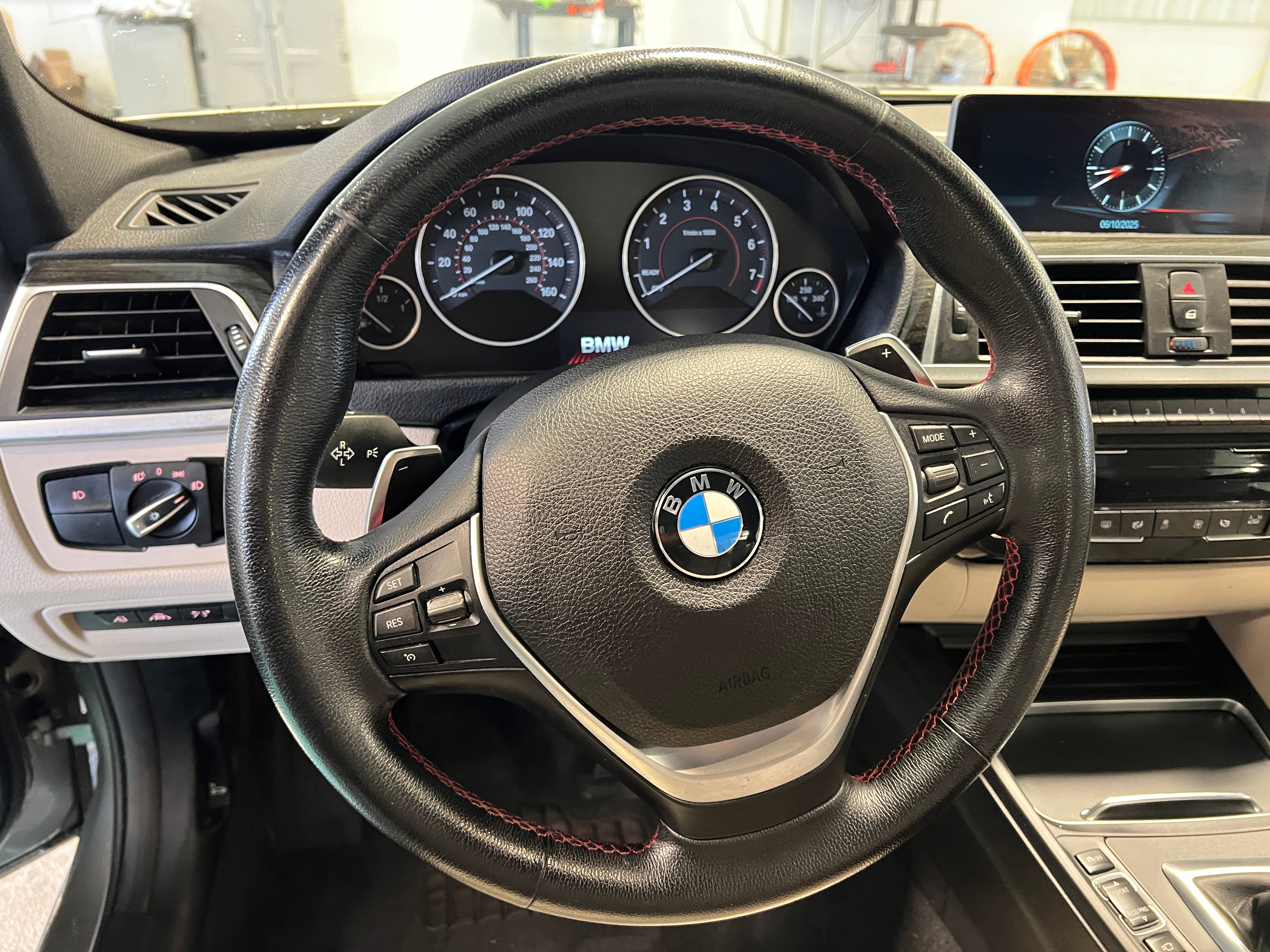2017 BMW 3 Series 330i xDrive 4