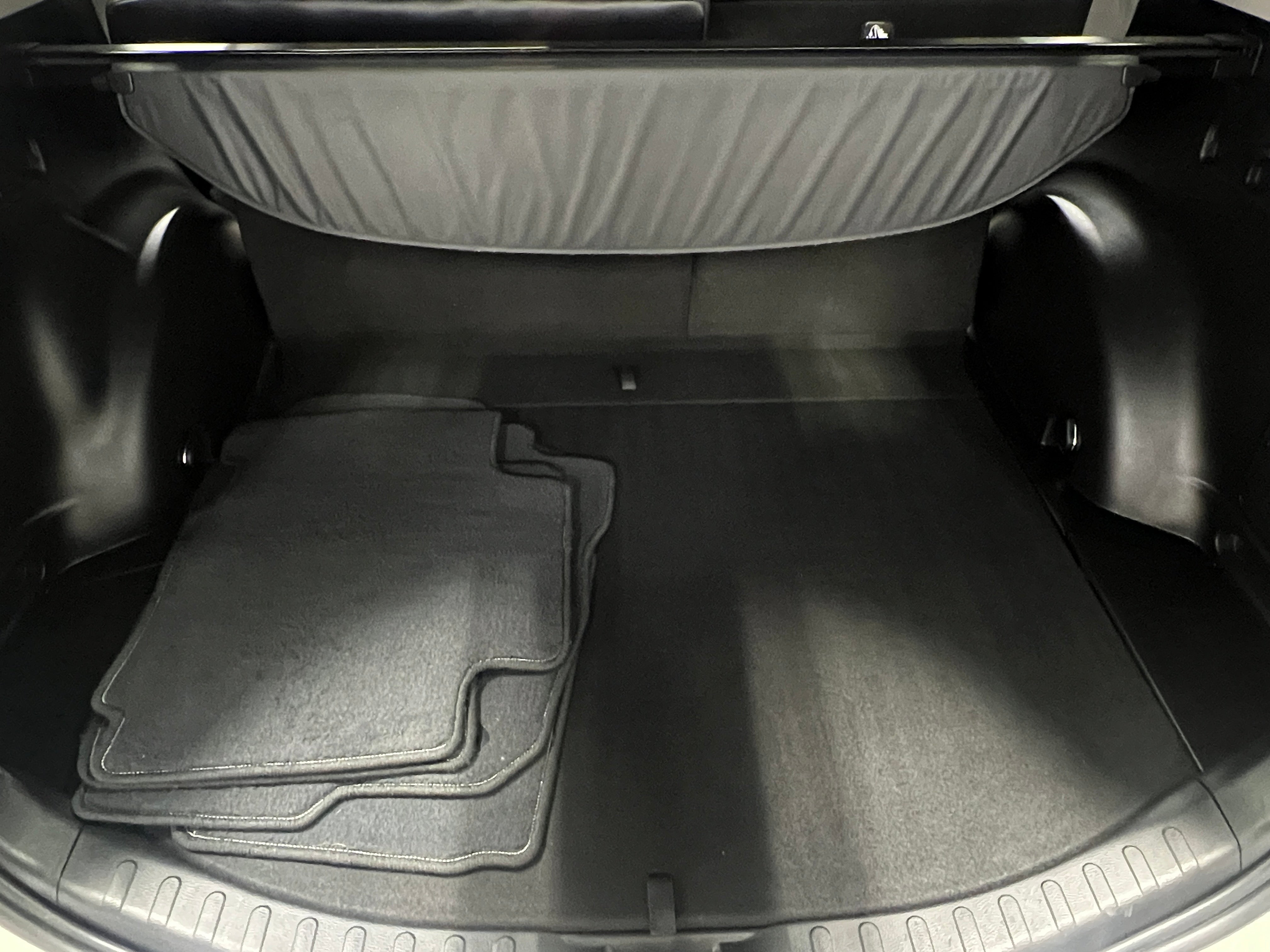 2017 Toyota RAV4 Platinum 6