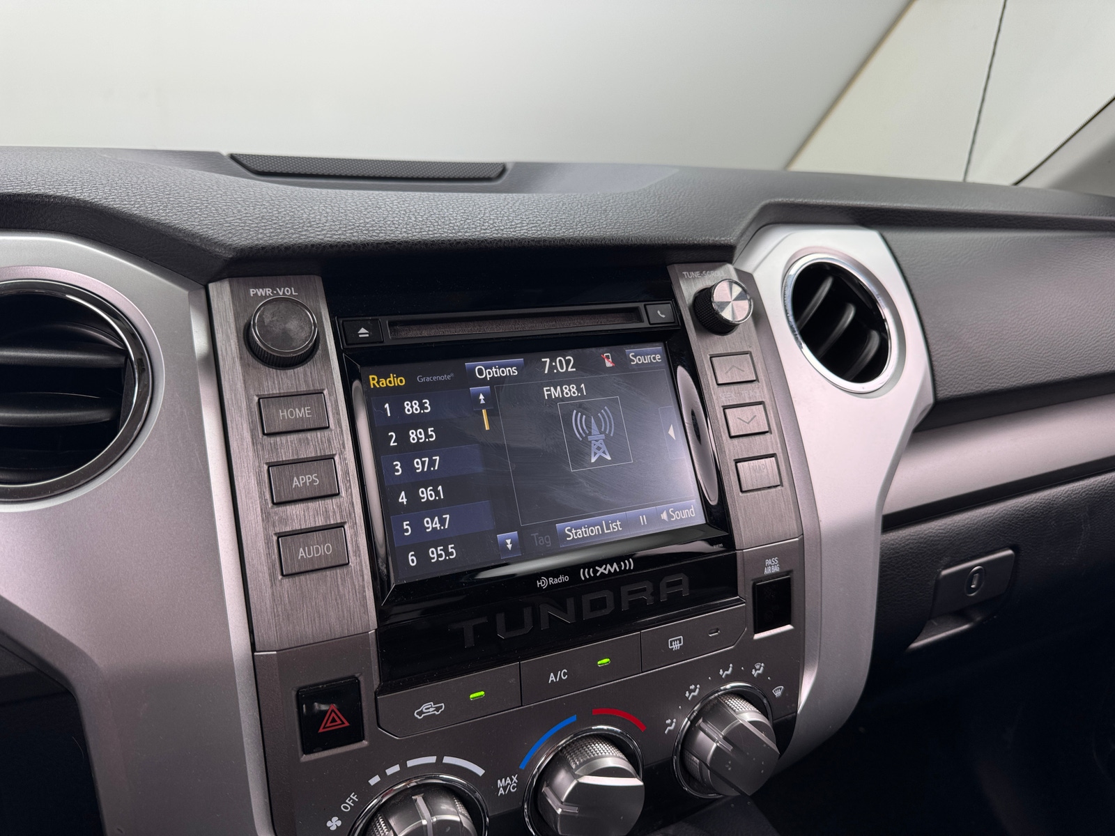 Thumbnail: 2019 Toyota Tundra - 4
