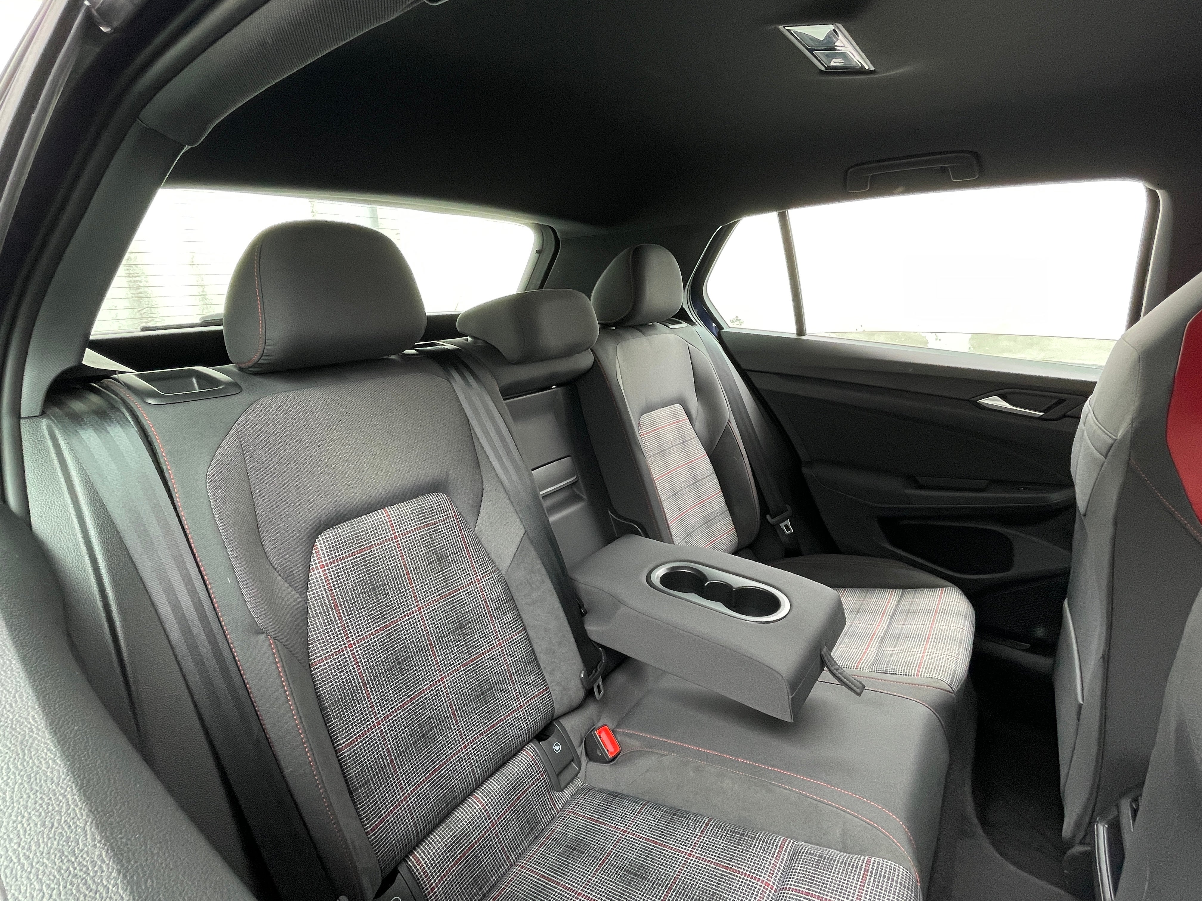 2022 Volkswagen Golf GTI S 6