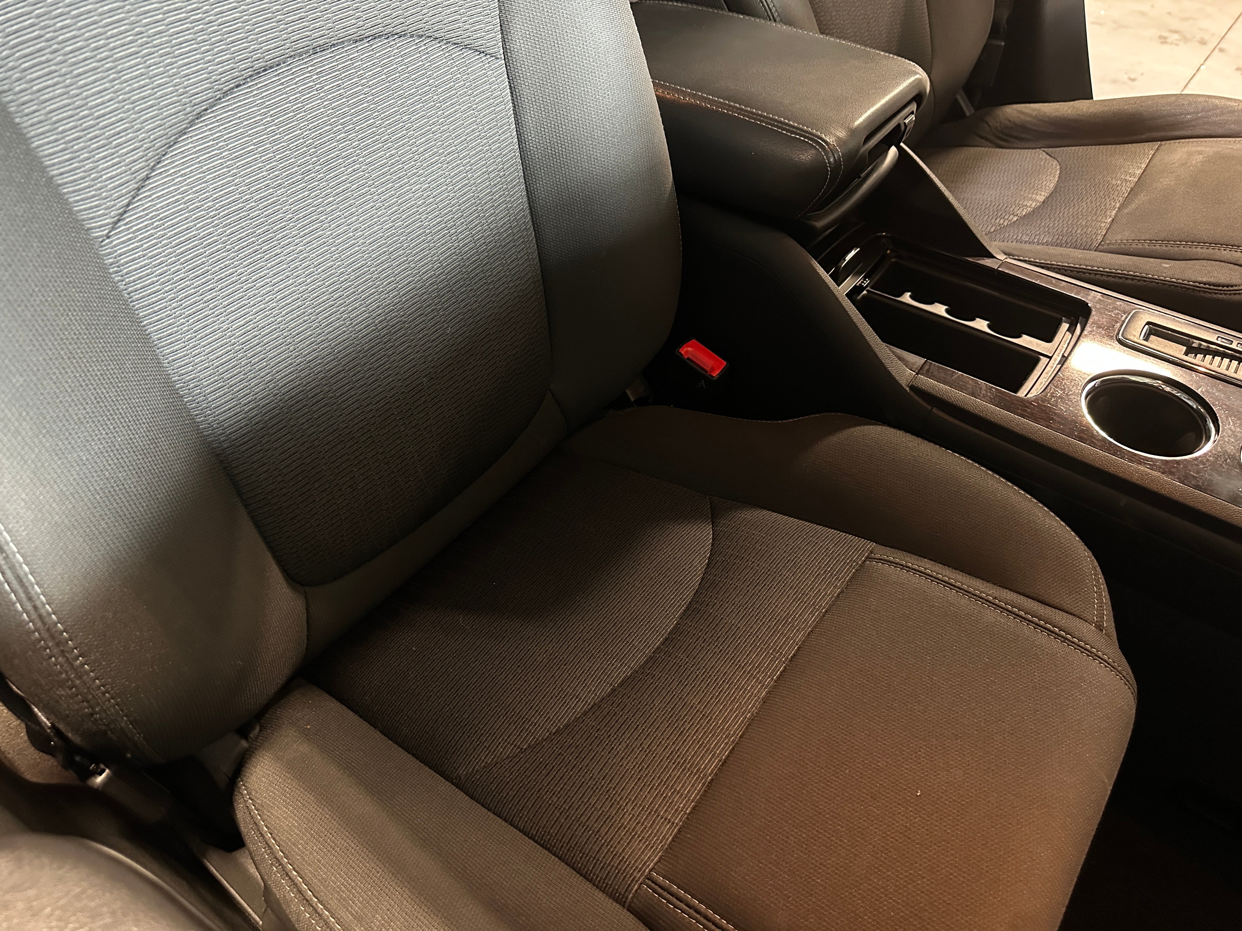 2017 Chevrolet Traverse LT 2