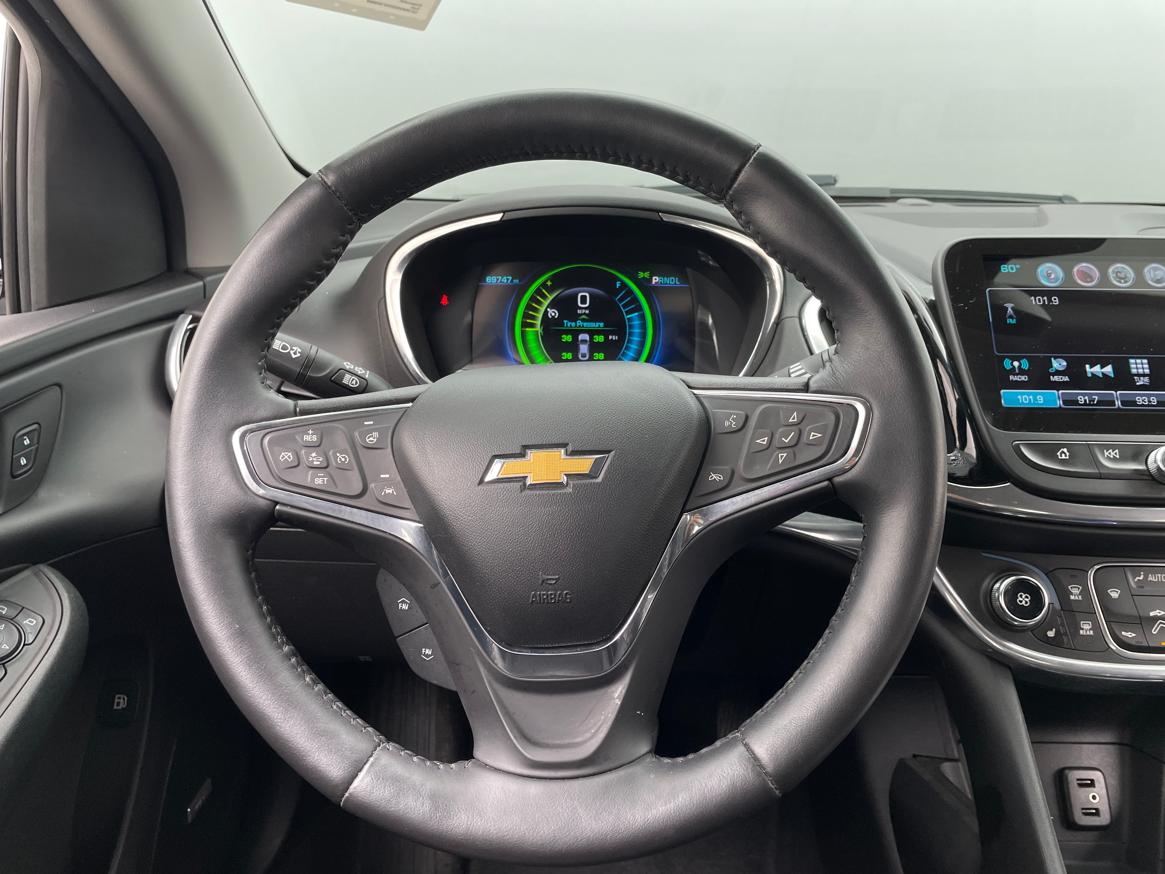 2017 Chevrolet Volt Premier 5