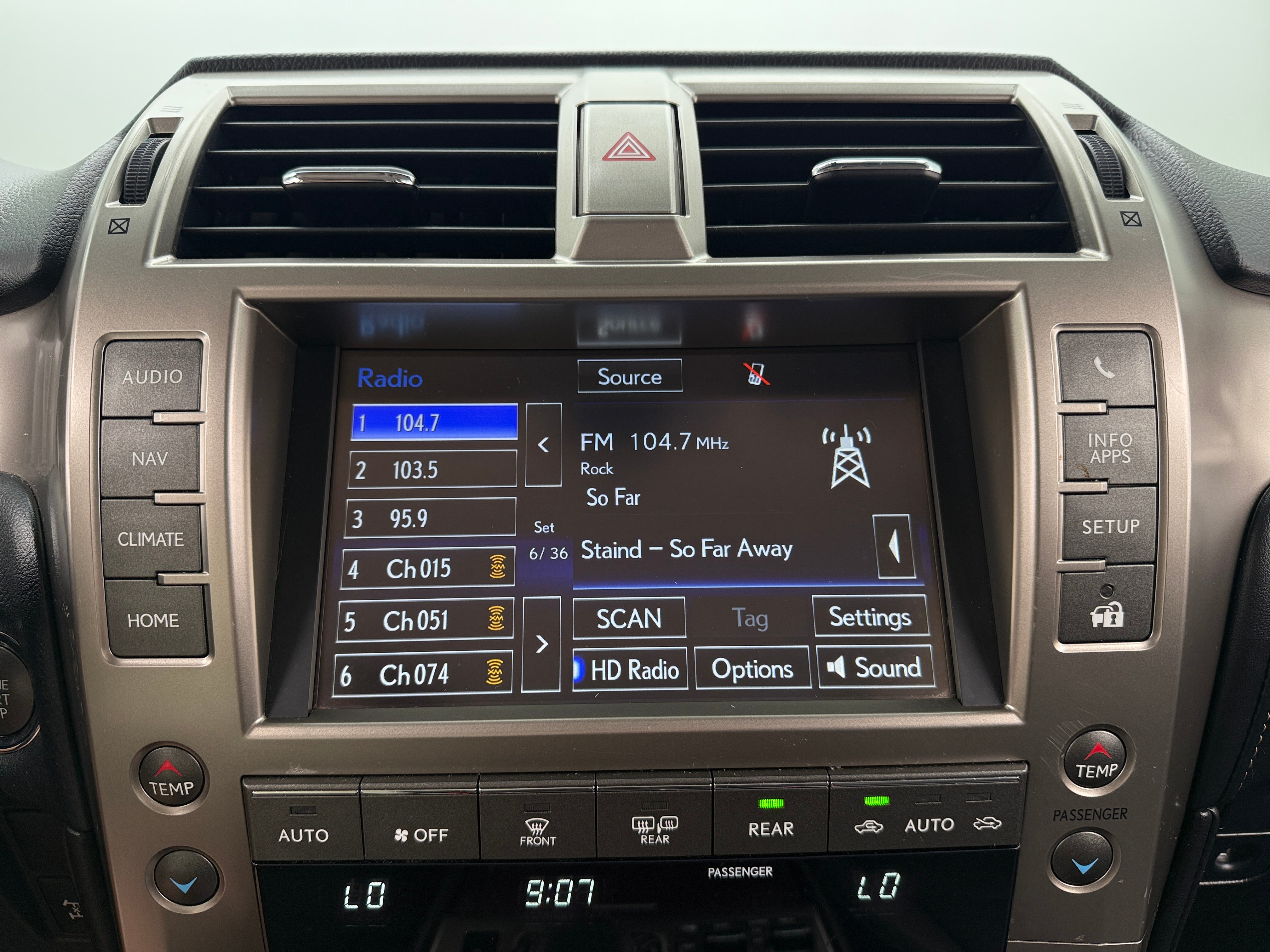 2019 Lexus GX 460 3