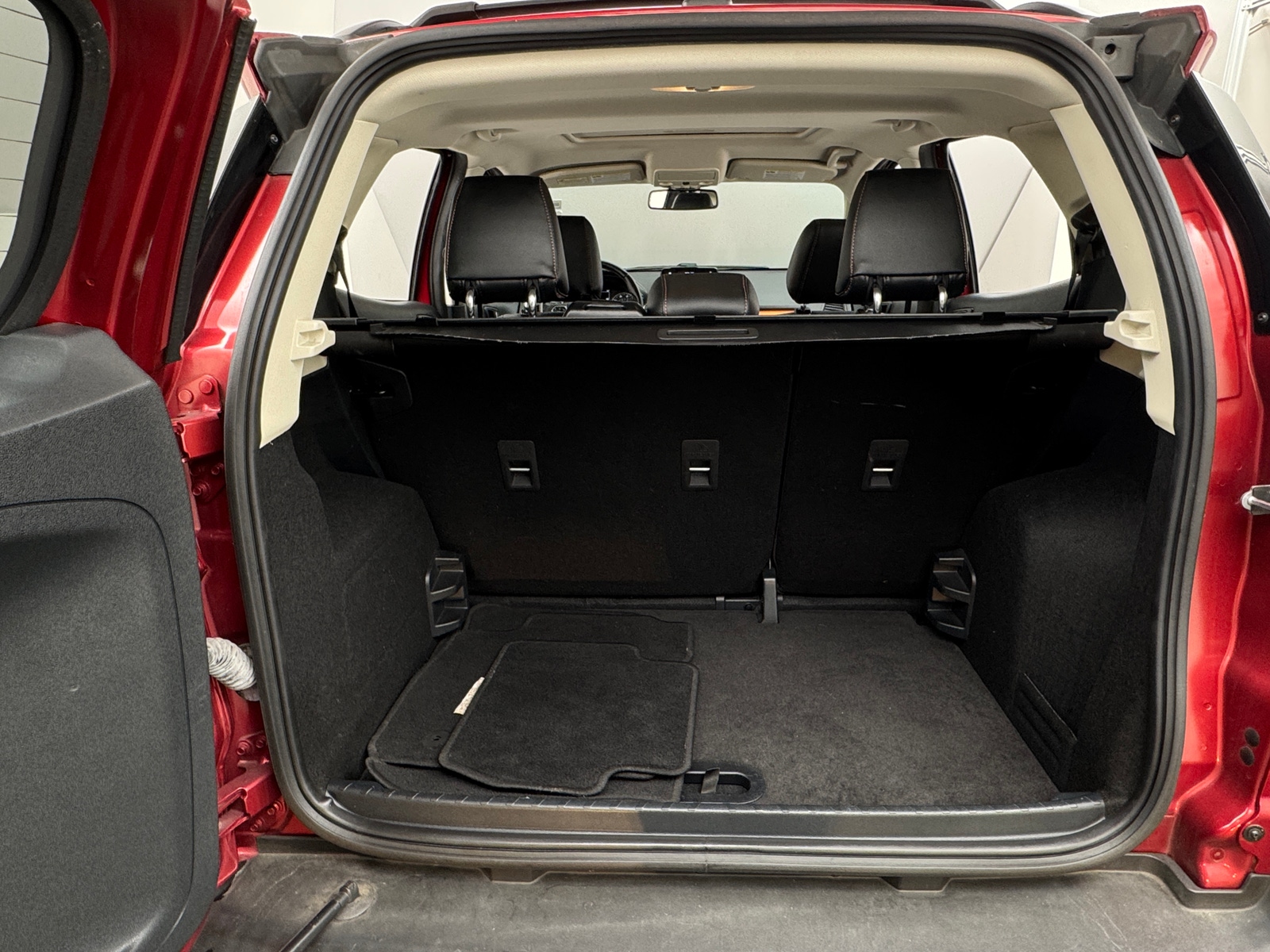 Thumbnail: 2018 Ford EcoSport - 6