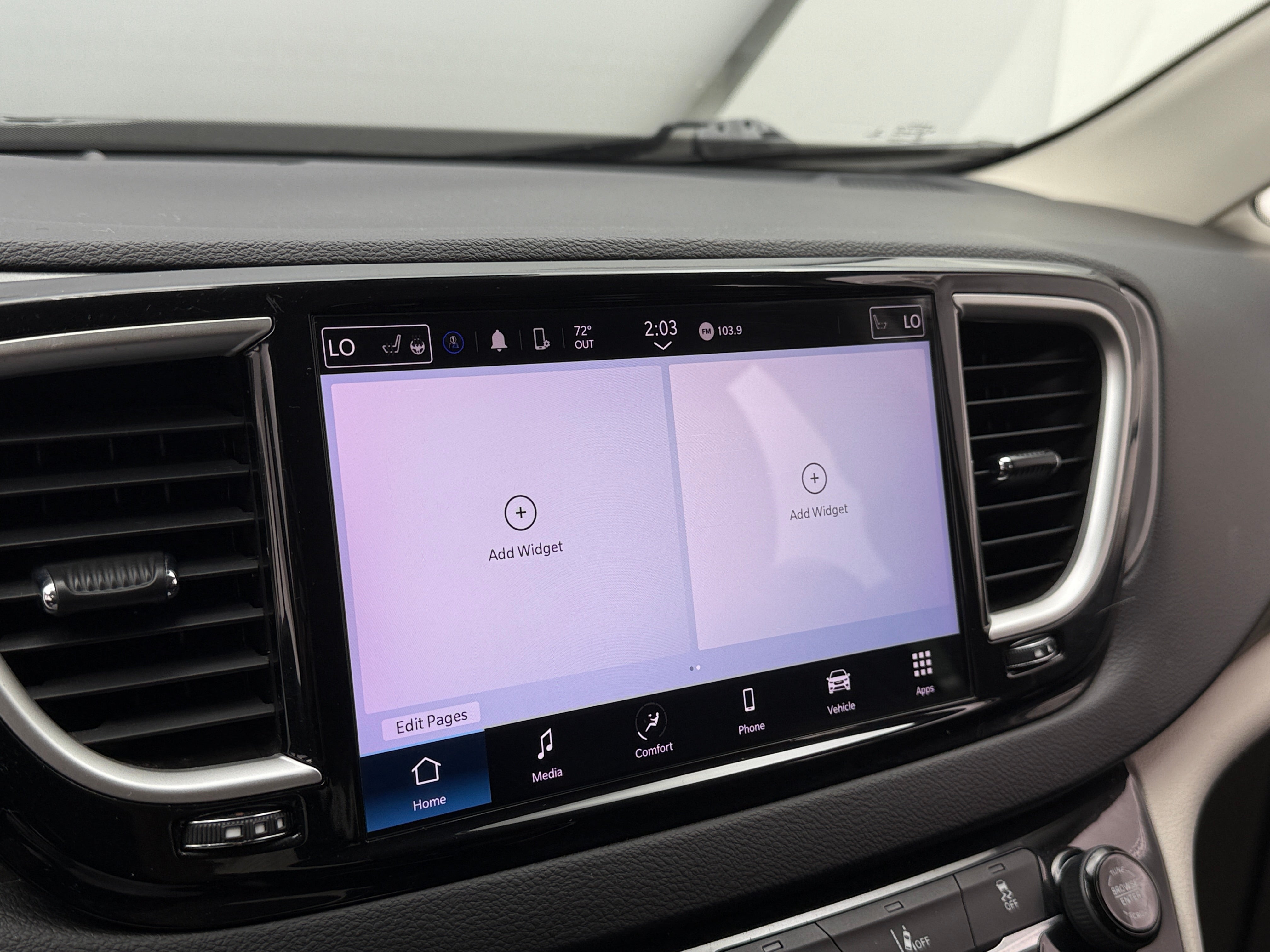 2022 Chrysler Pacifica Touring L 3