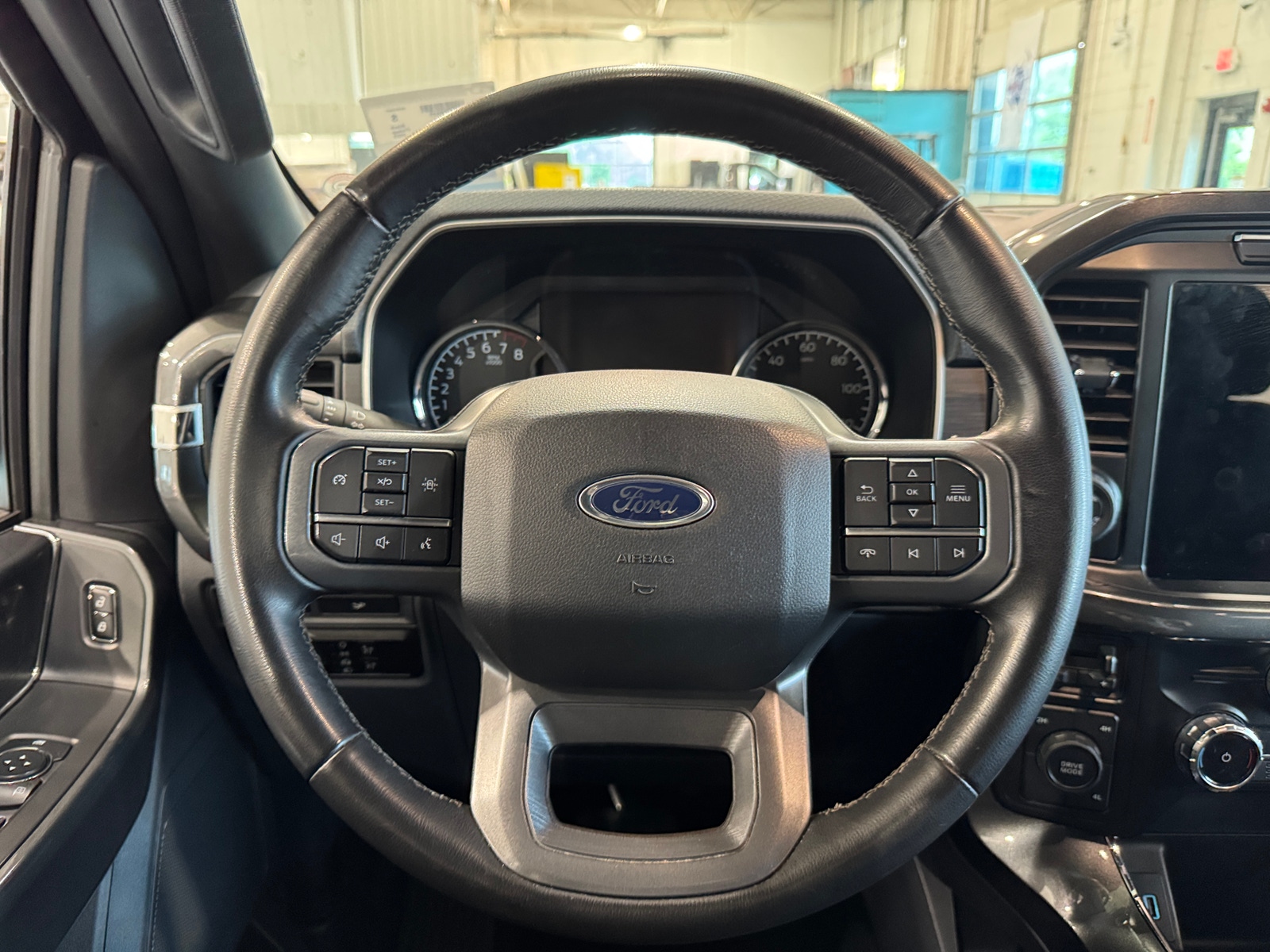 Thumbnail: 2023 Ford Econoline - 5