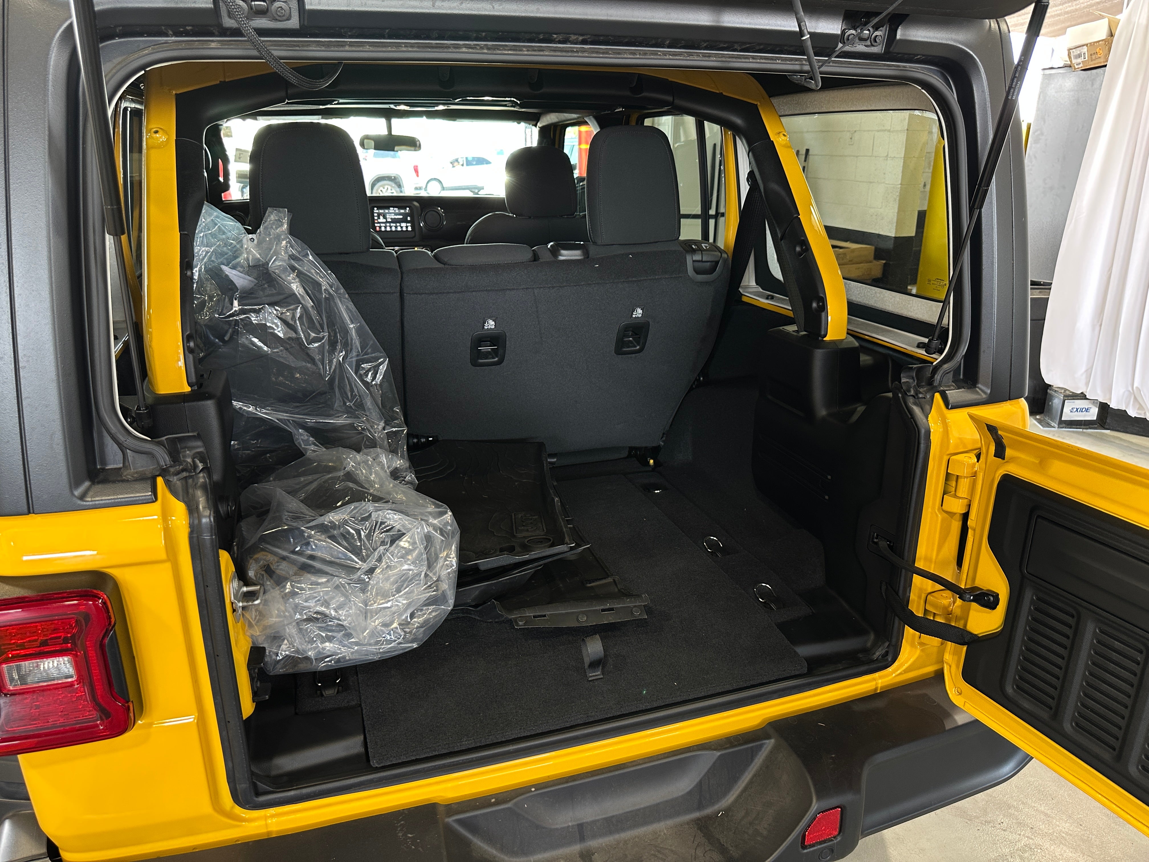 2021 Jeep Wrangler Unlimited Altitude 7