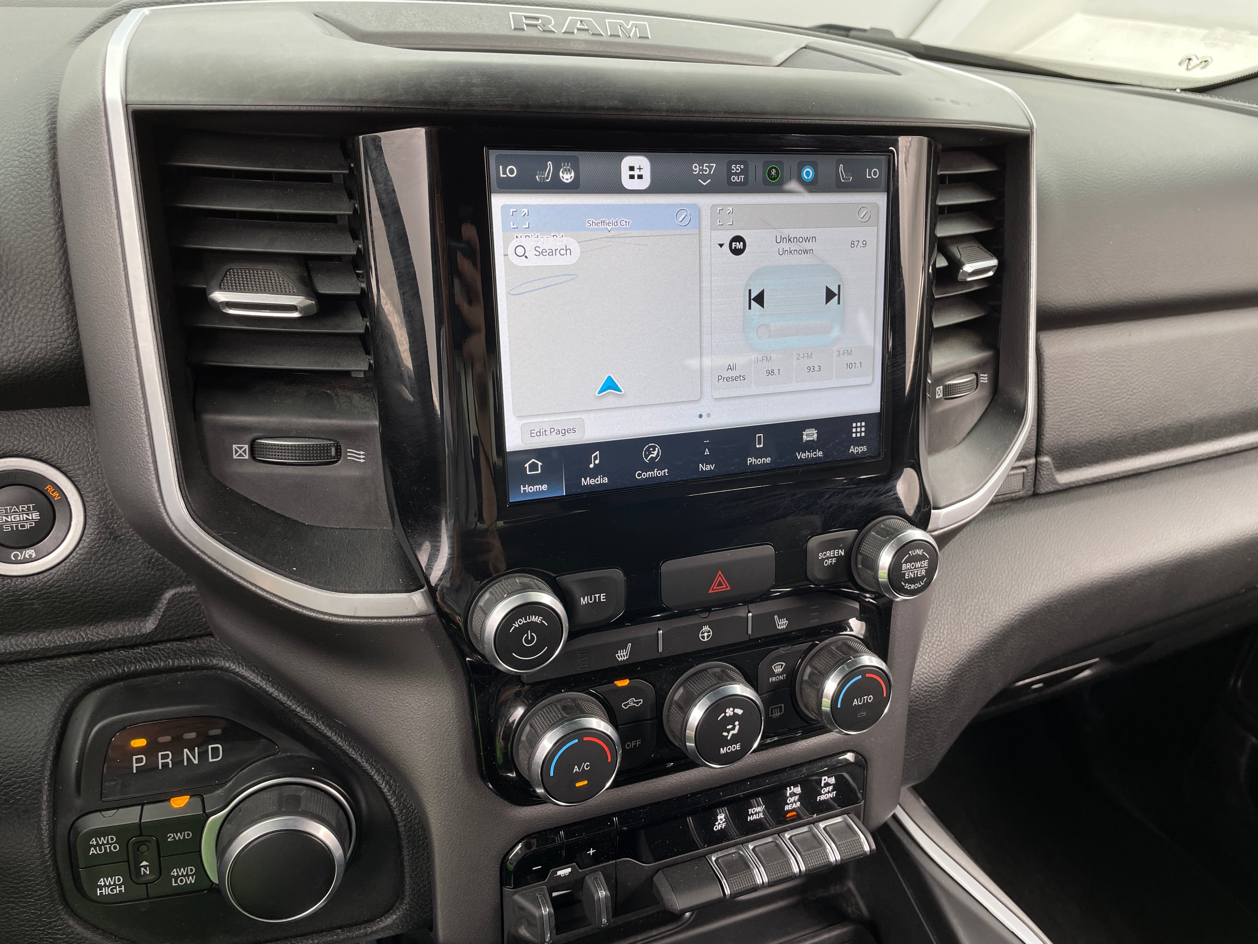 2022 RAM 1500 Big Horn 4