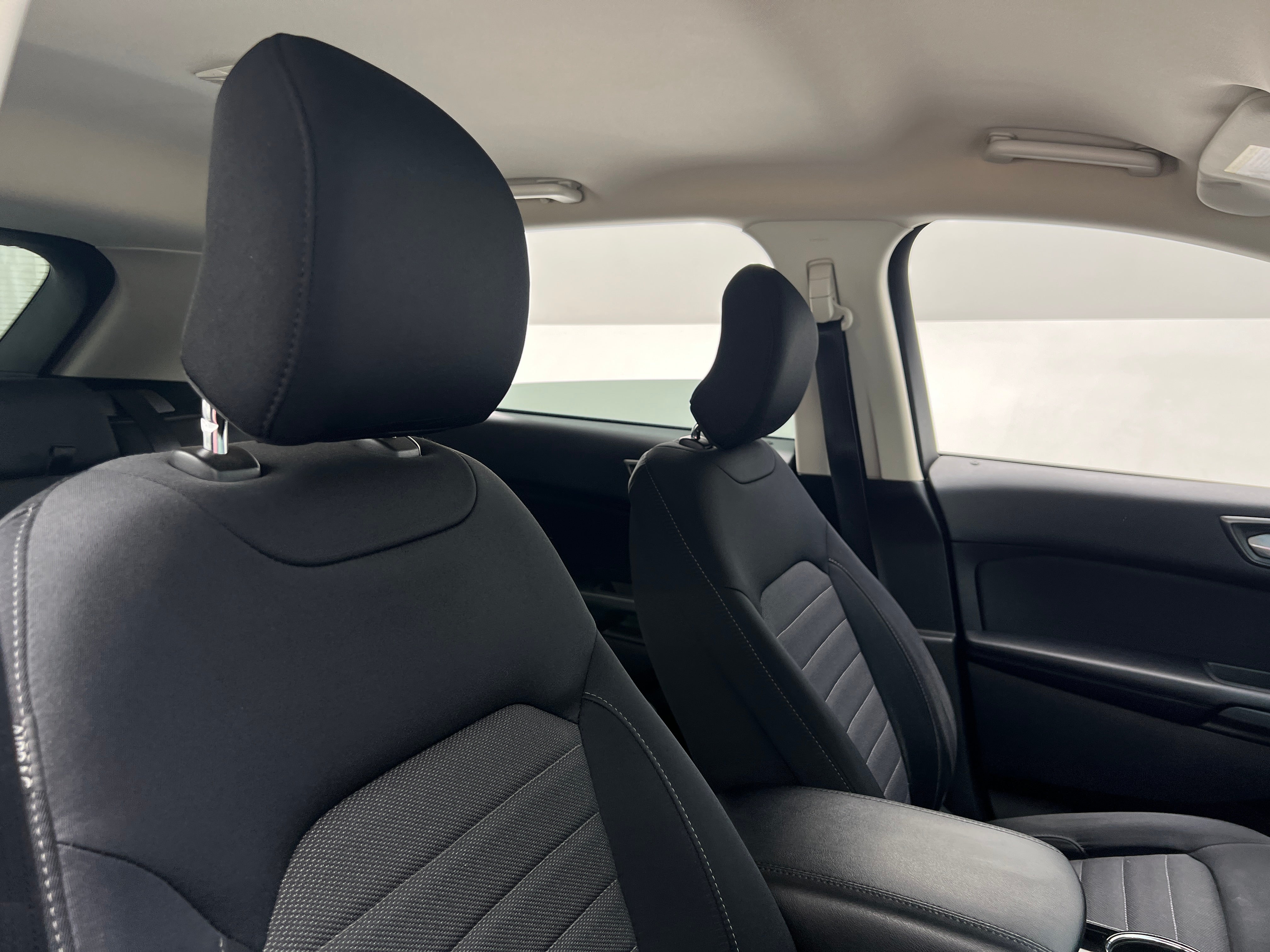 2017 Ford Edge SE 2