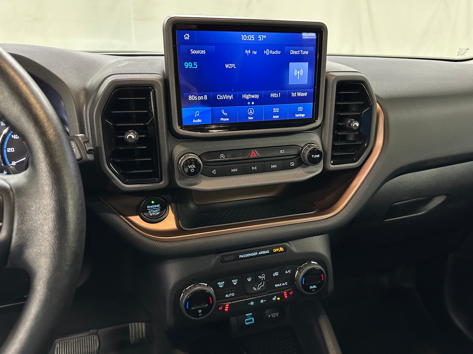 Thumbnail: 2021 Ford Bronco Sport - 3