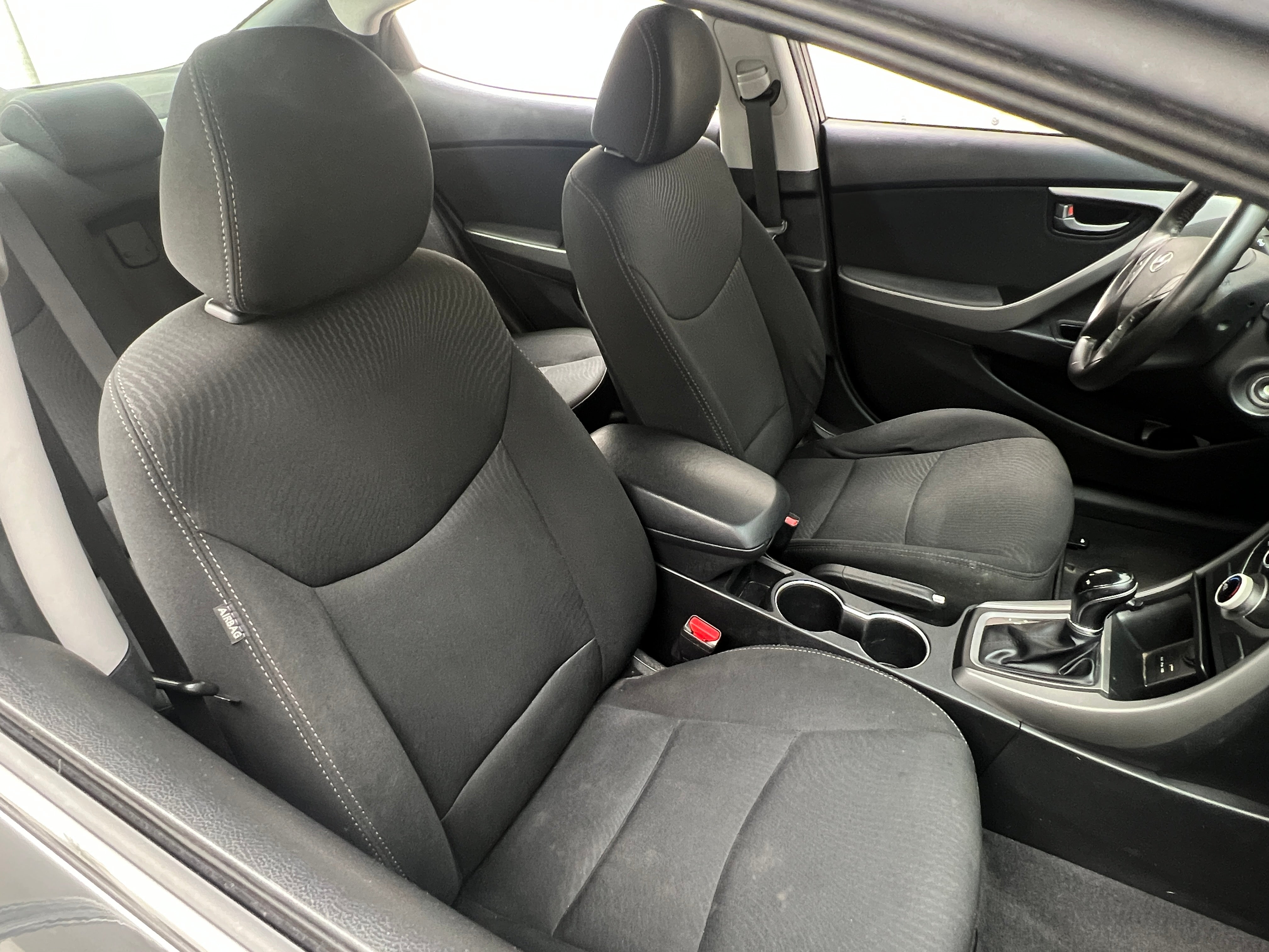 2015 Hyundai Elantra SE 2