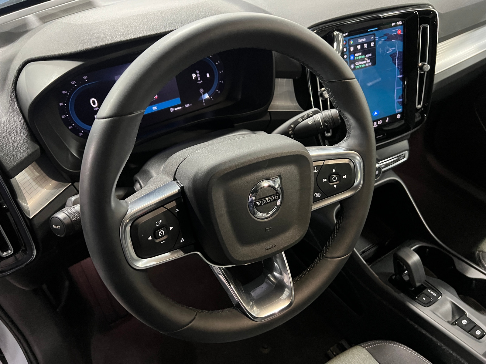 Thumbnail: 2024 Volvo XC40 - 5