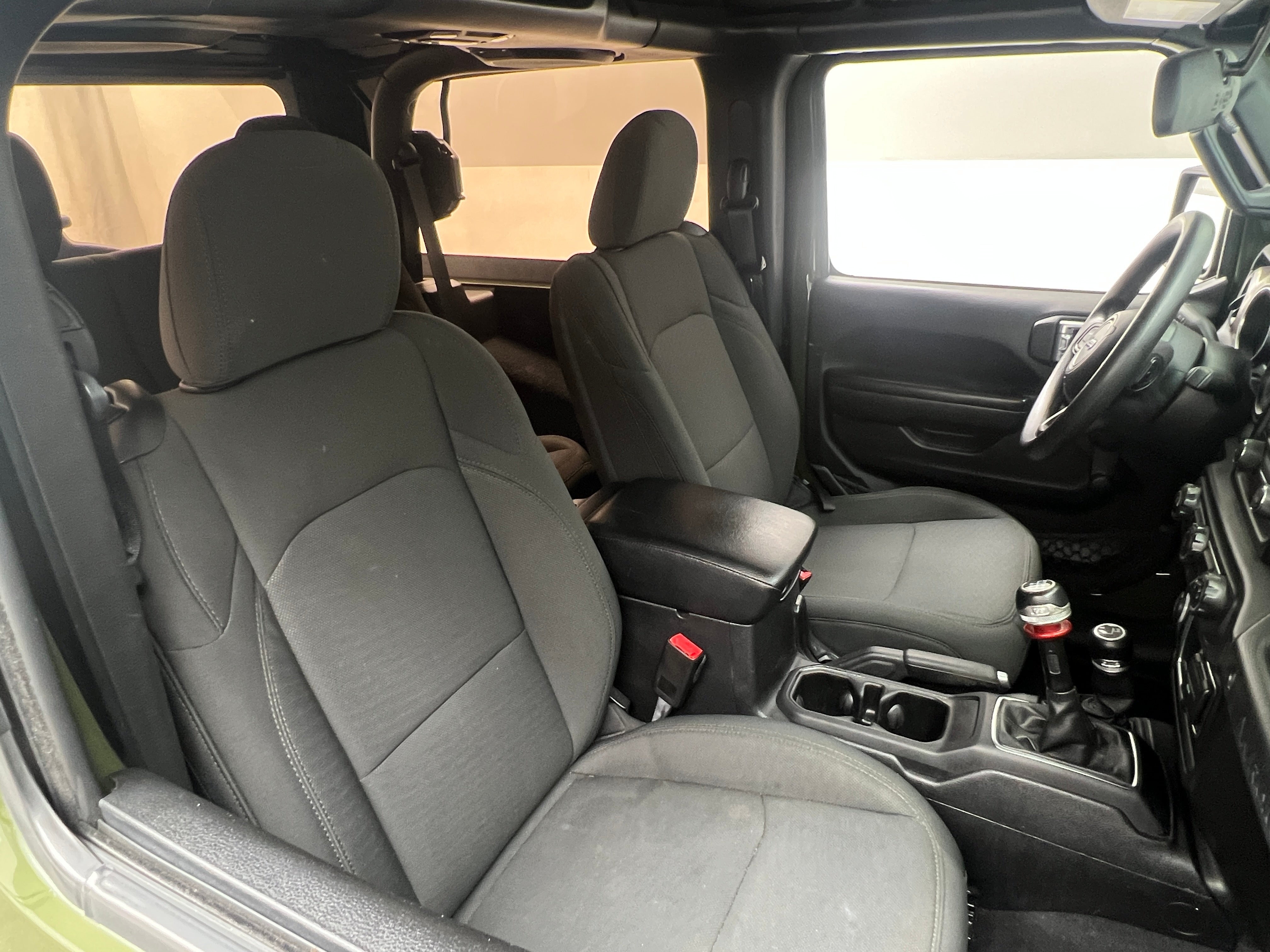 2020 Jeep Wrangler Sport 2