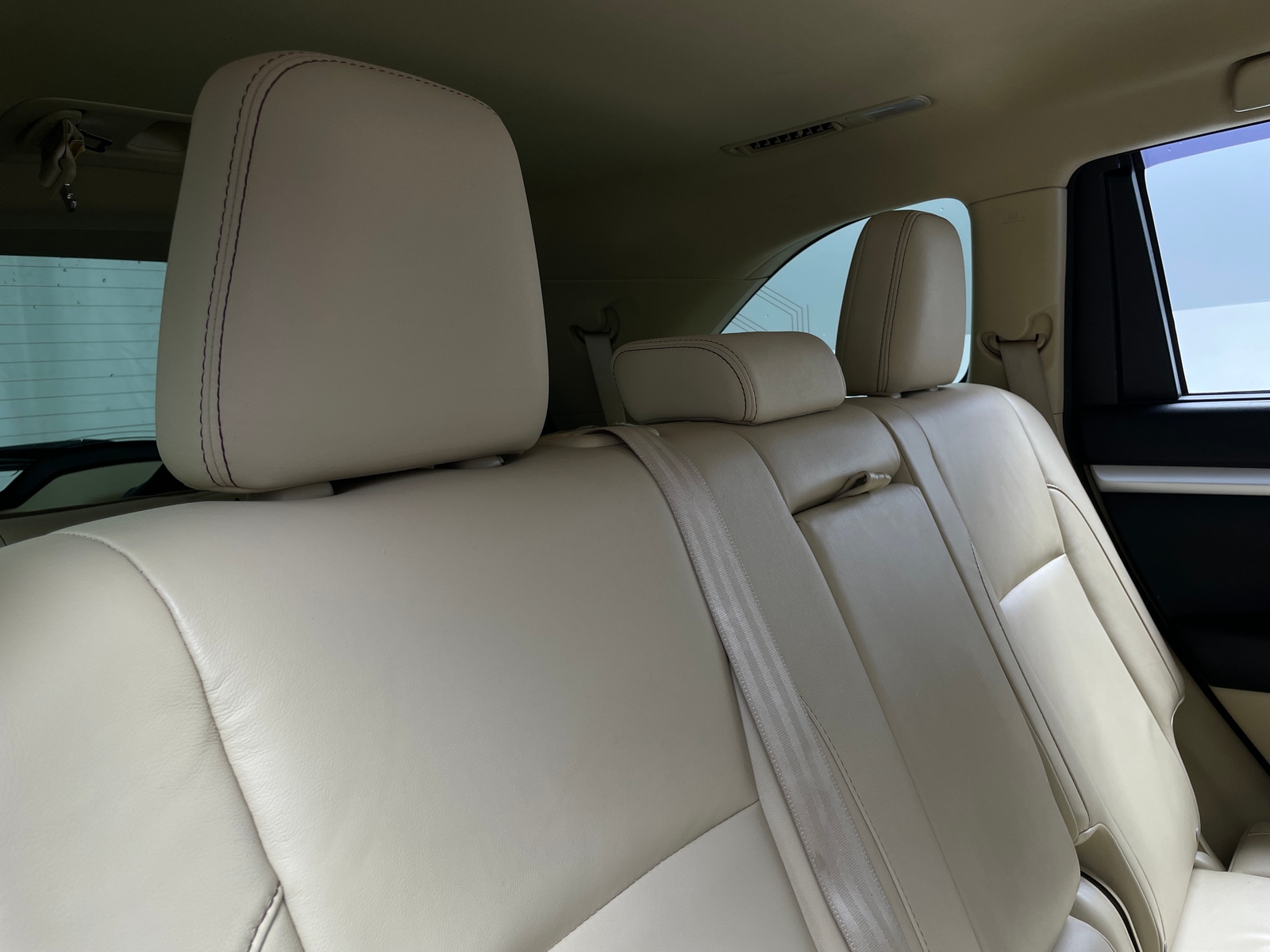 Thumbnail: 2015 Toyota Highlander - 6