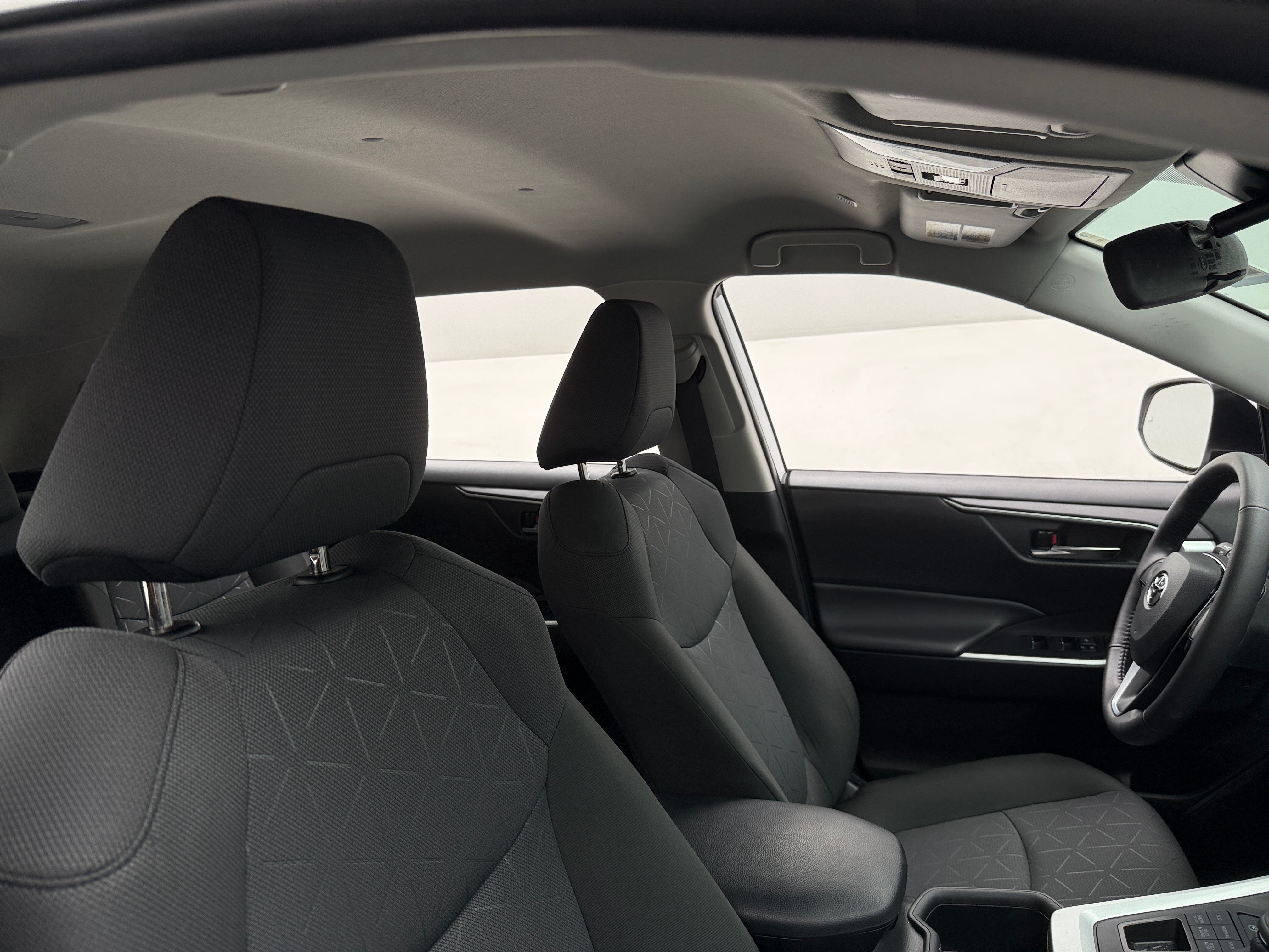 2024 Toyota RAV4 XLE 2