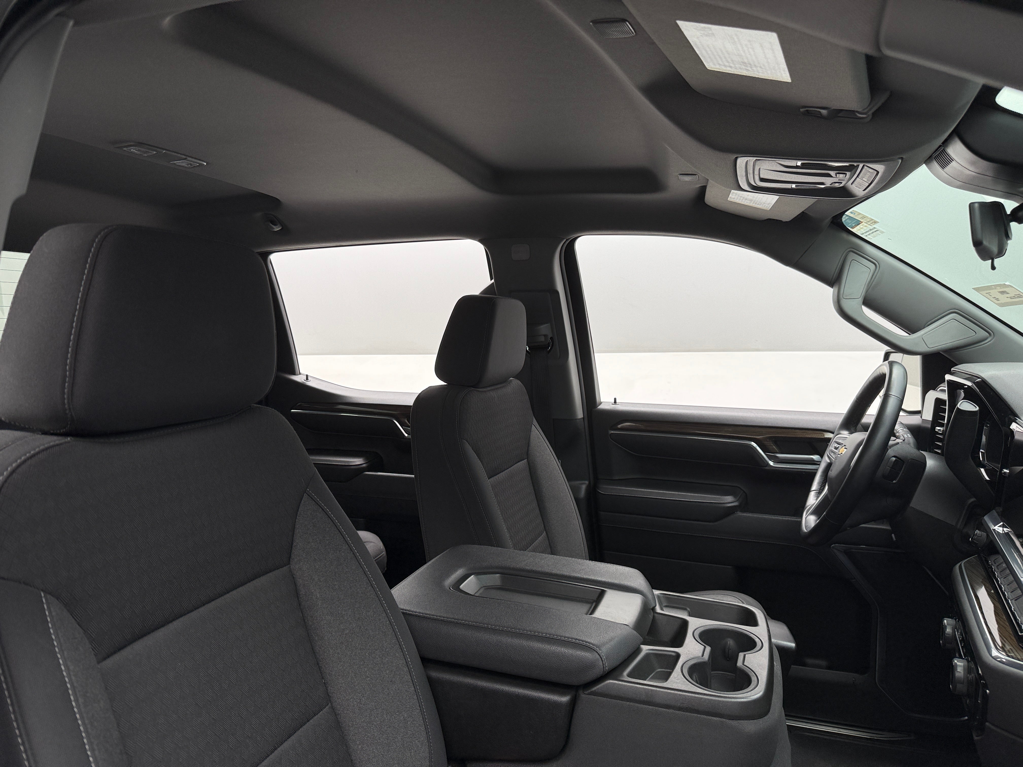 2023 Chevrolet Silverado 1500 LT 2