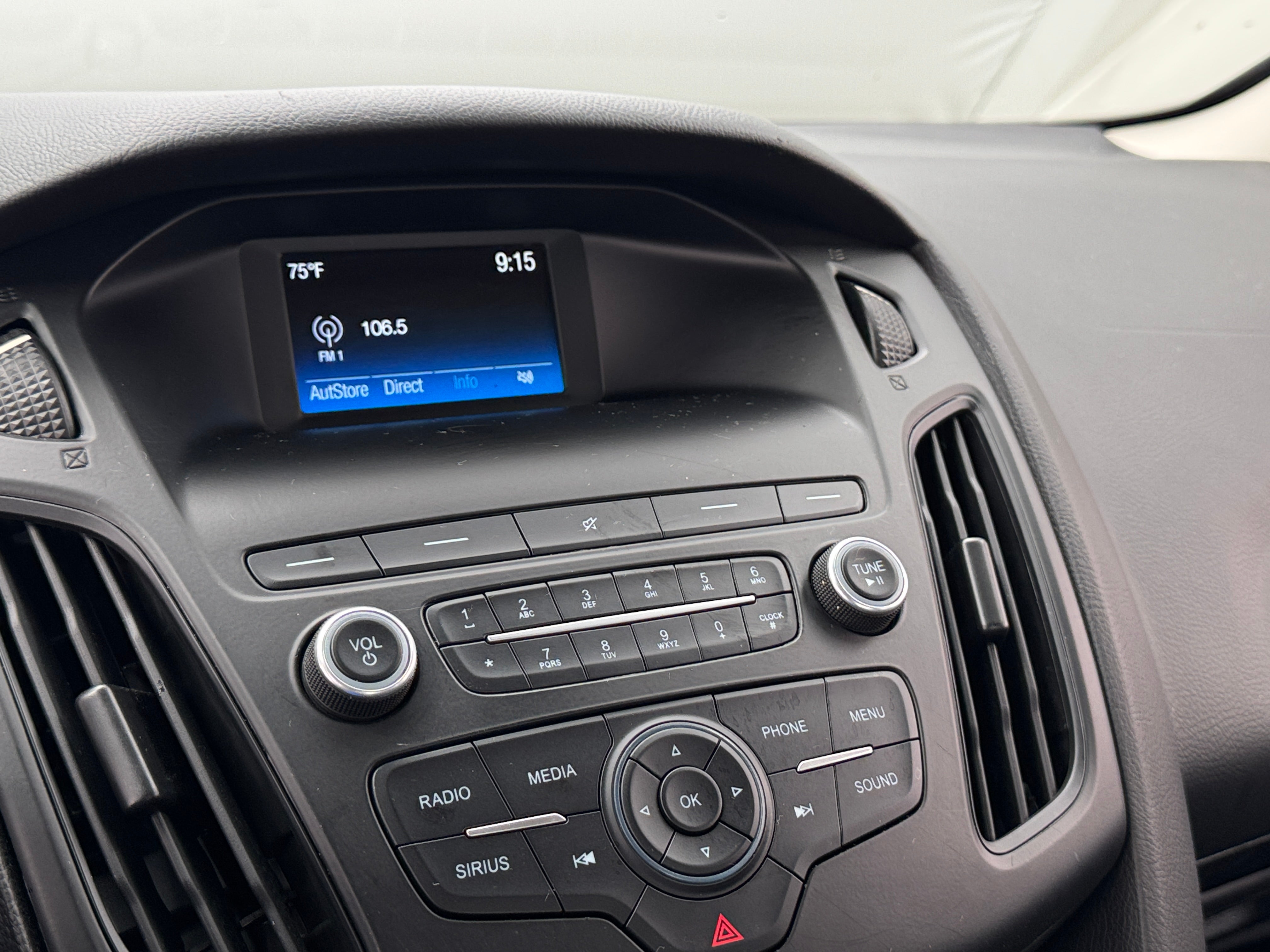 2018 Ford Focus SE 4