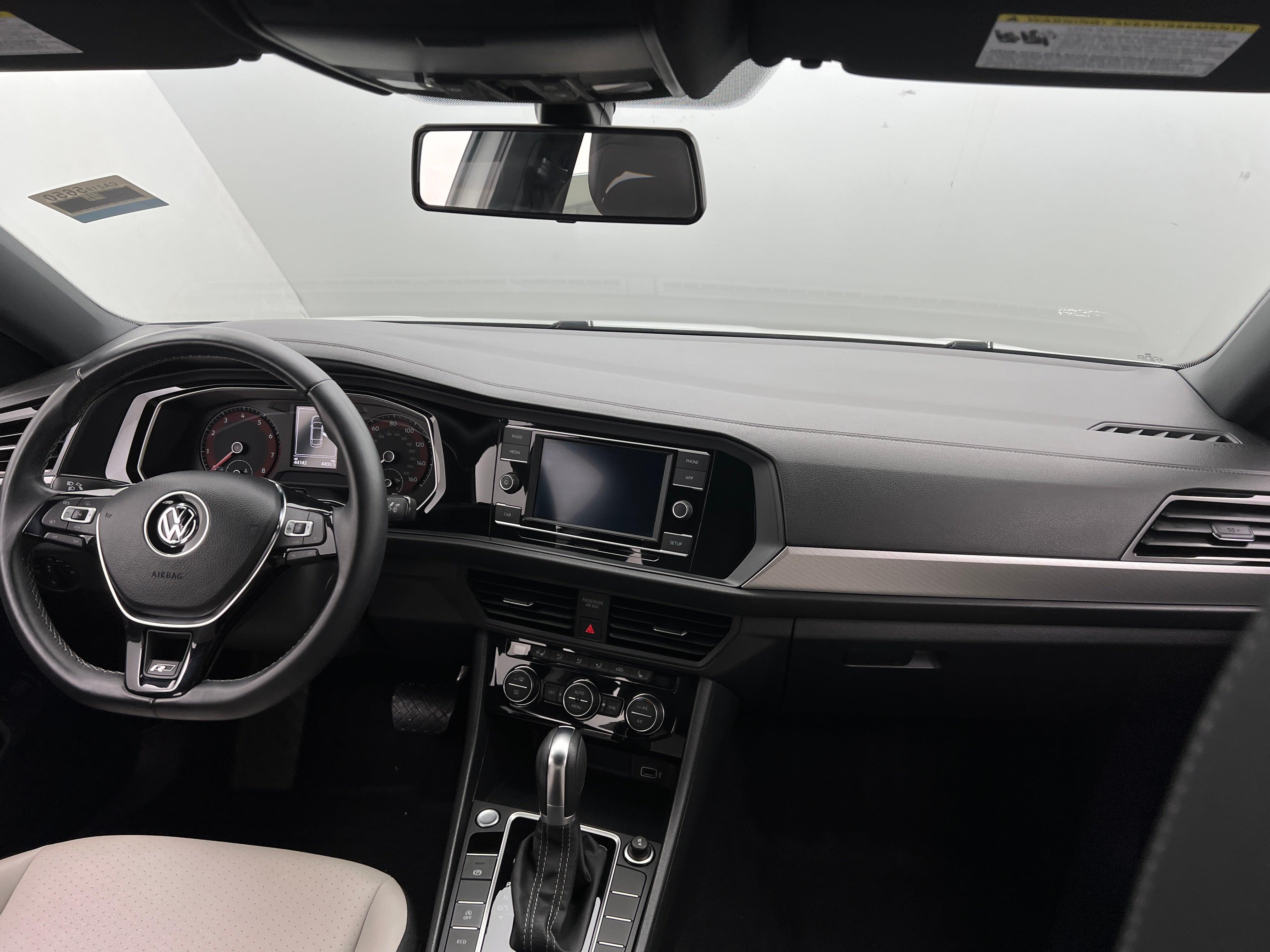 2019 Volkswagen Jetta R-Line 2