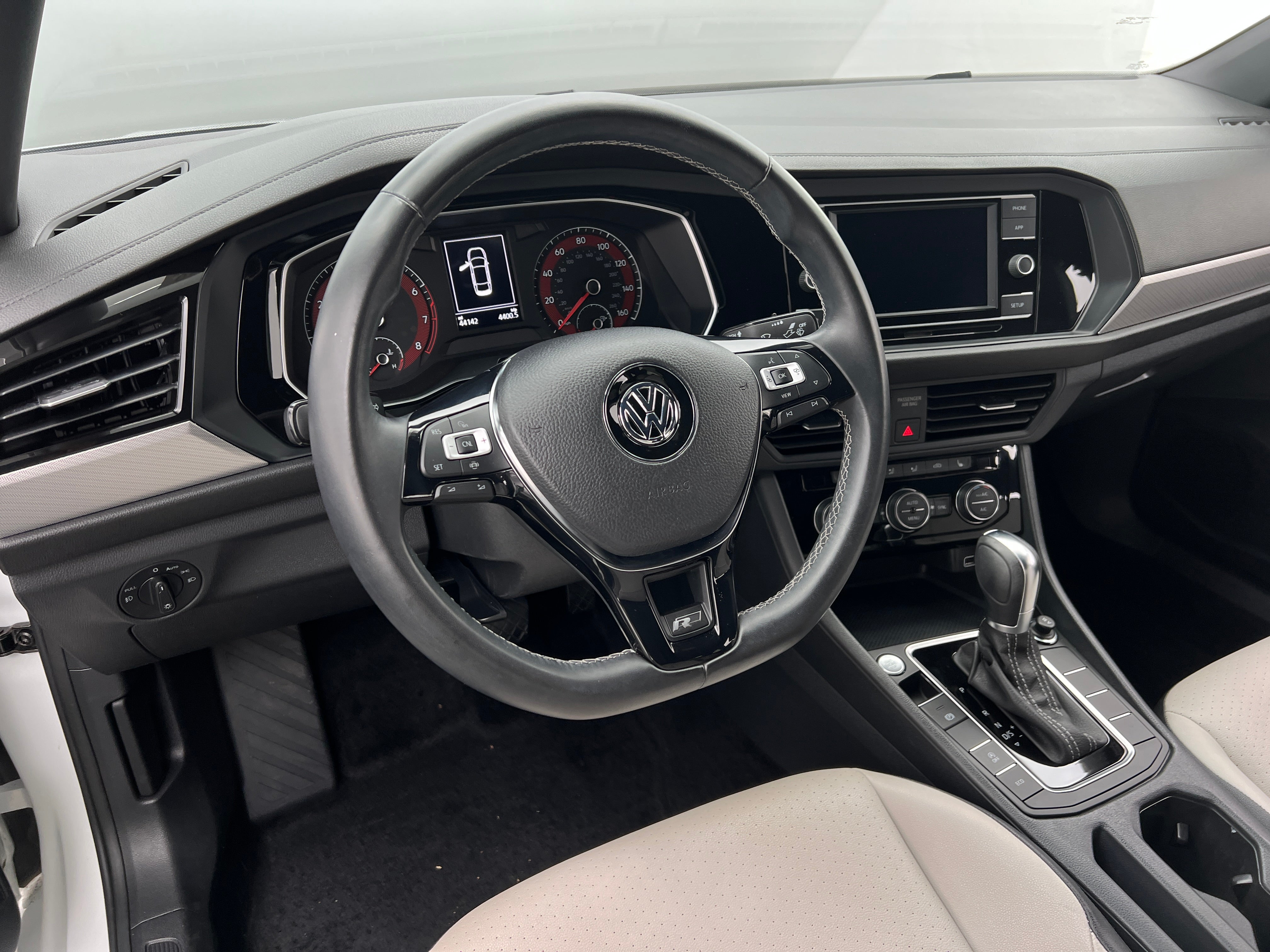 2019 Volkswagen Jetta R-Line 4