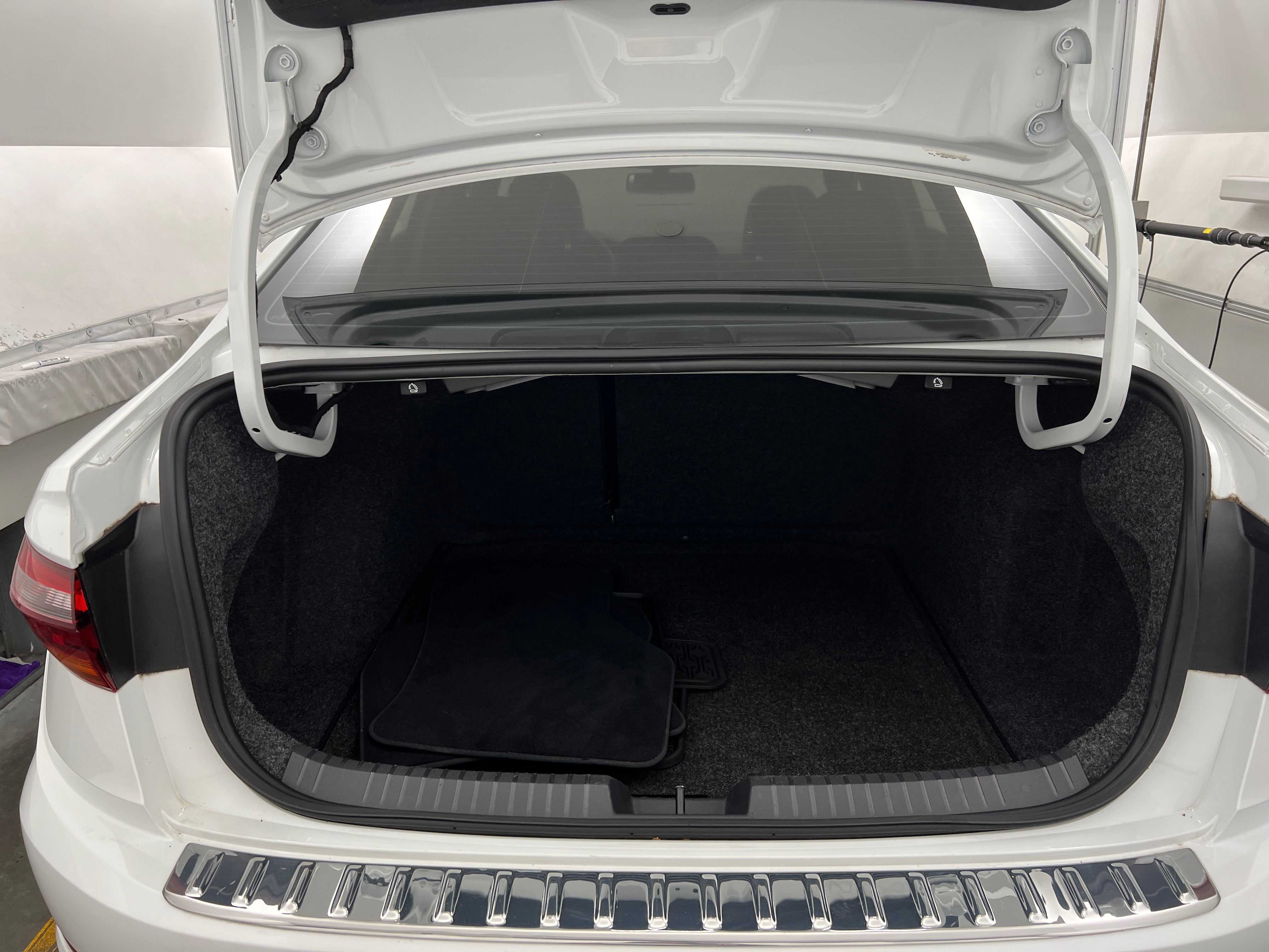 2019 Volkswagen Jetta R-Line 6