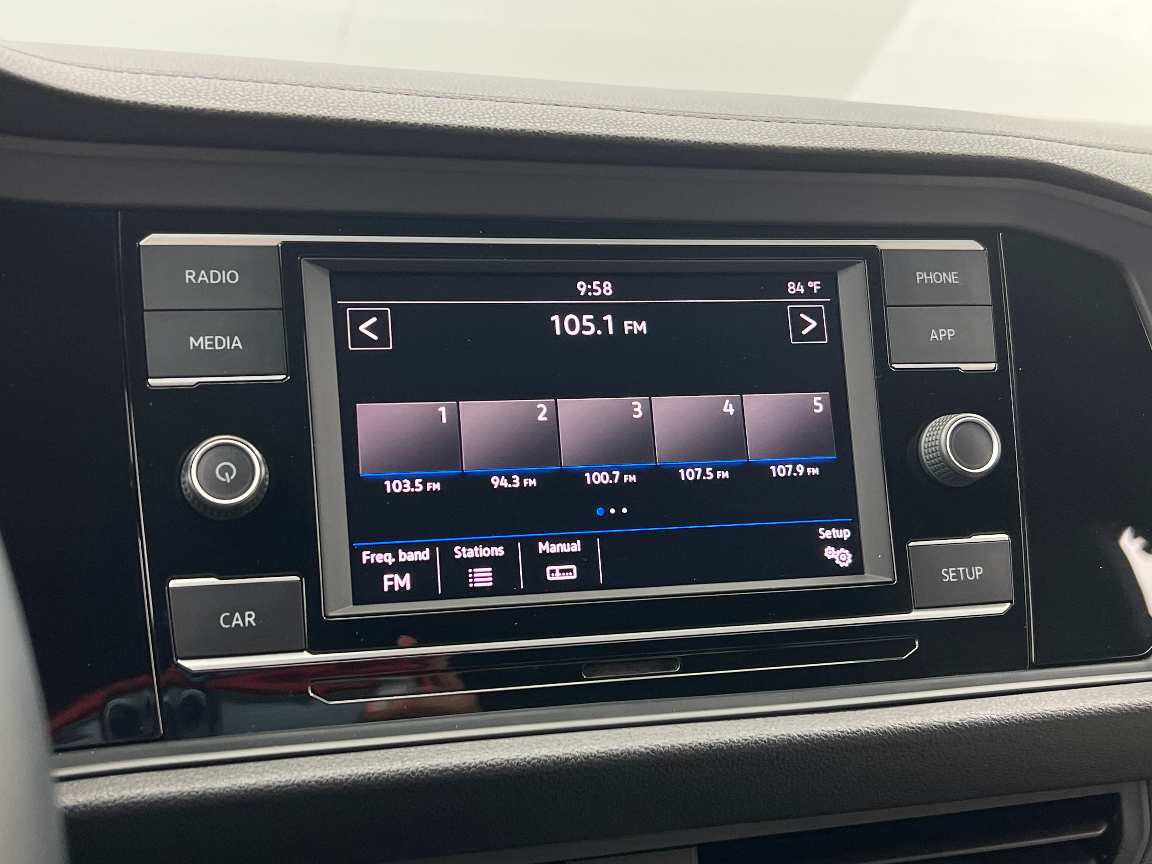 2019 Volkswagen Jetta R-Line 3