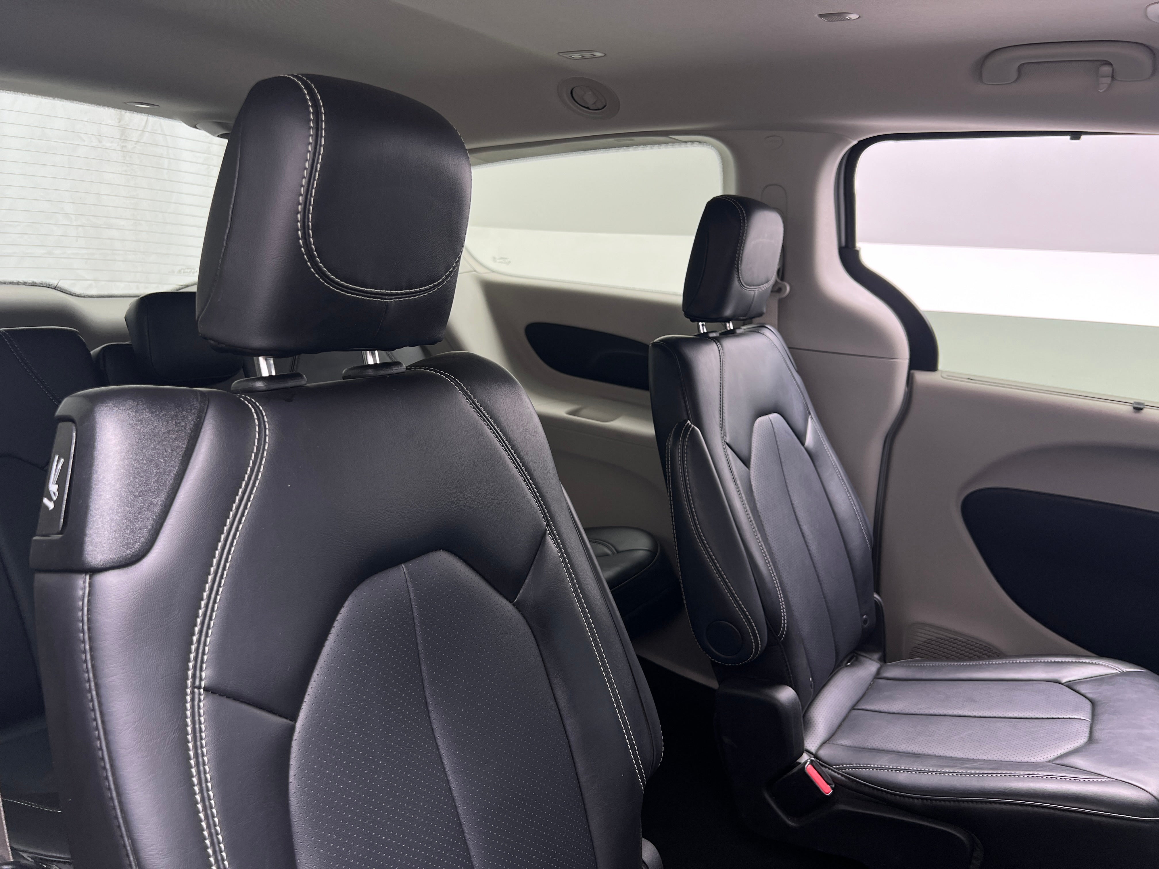 2024 Chrysler Pacifica Touring L 6