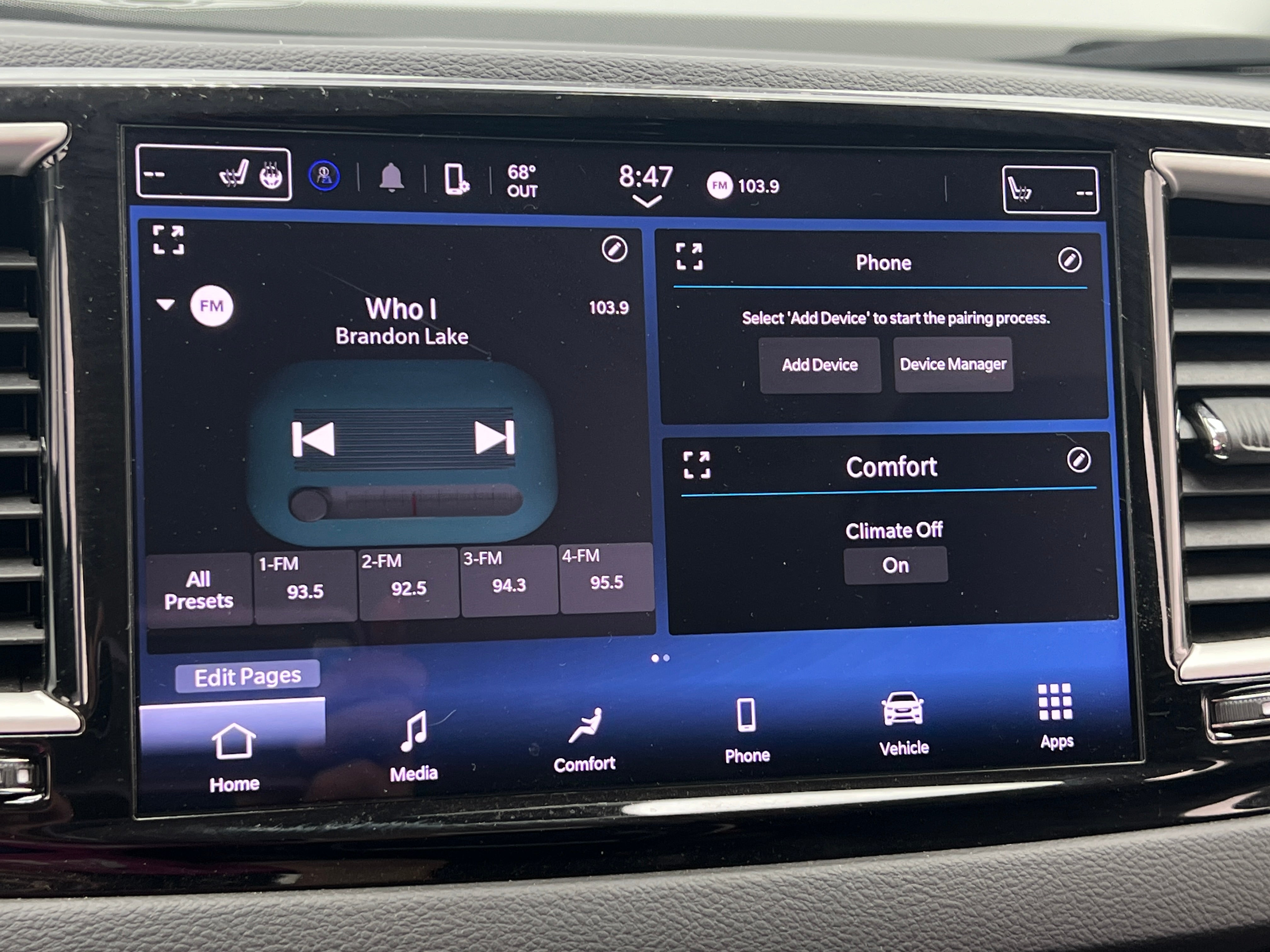 2024 Chrysler Pacifica Touring L 4