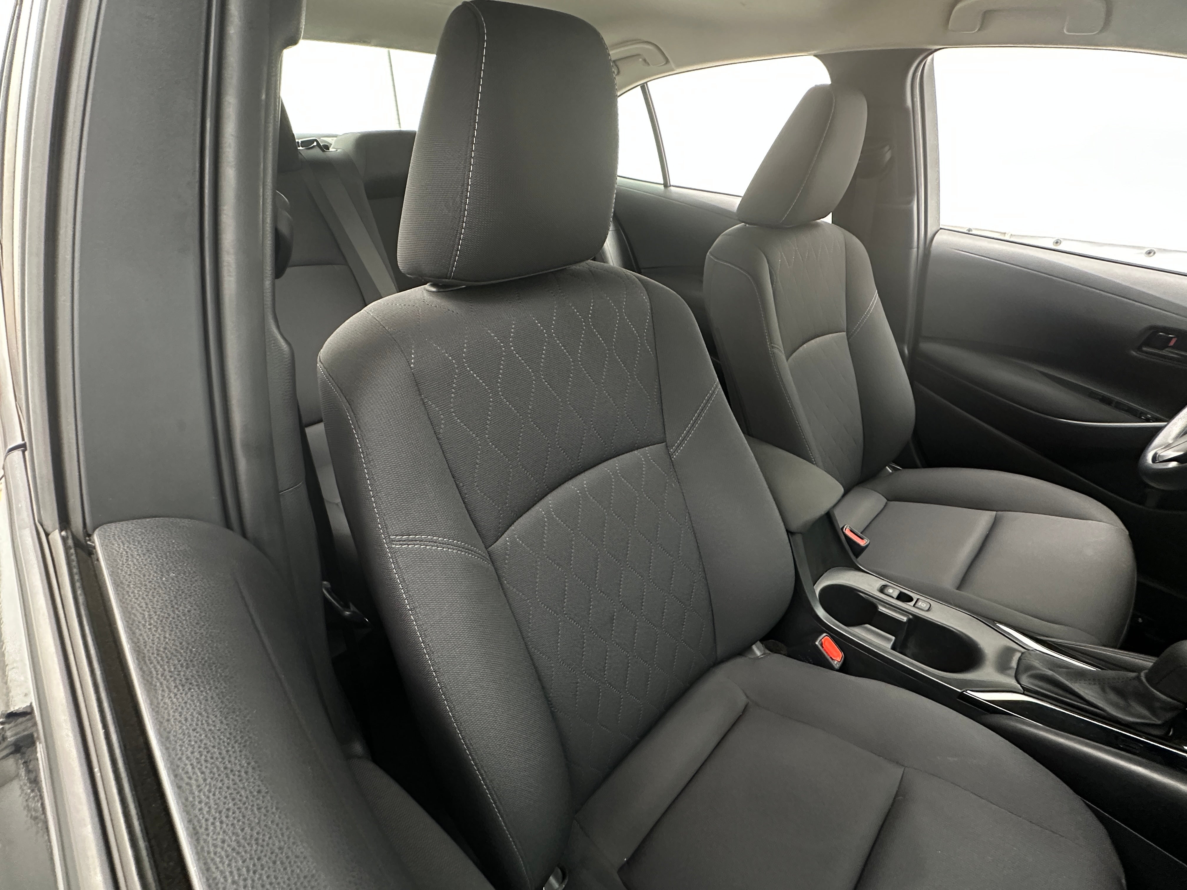2024 Toyota Corolla LE 2