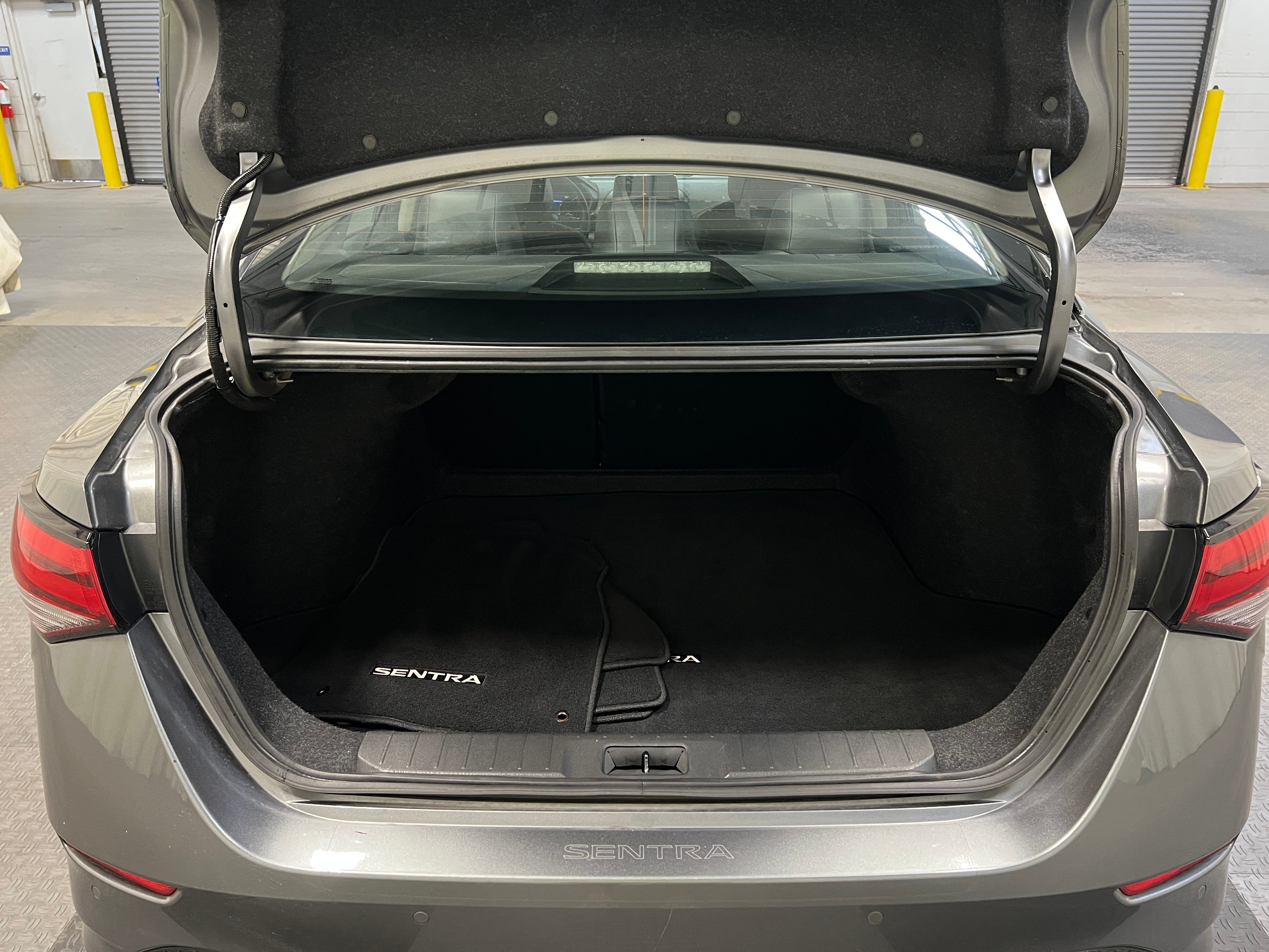 2021 Nissan Sentra SR 7