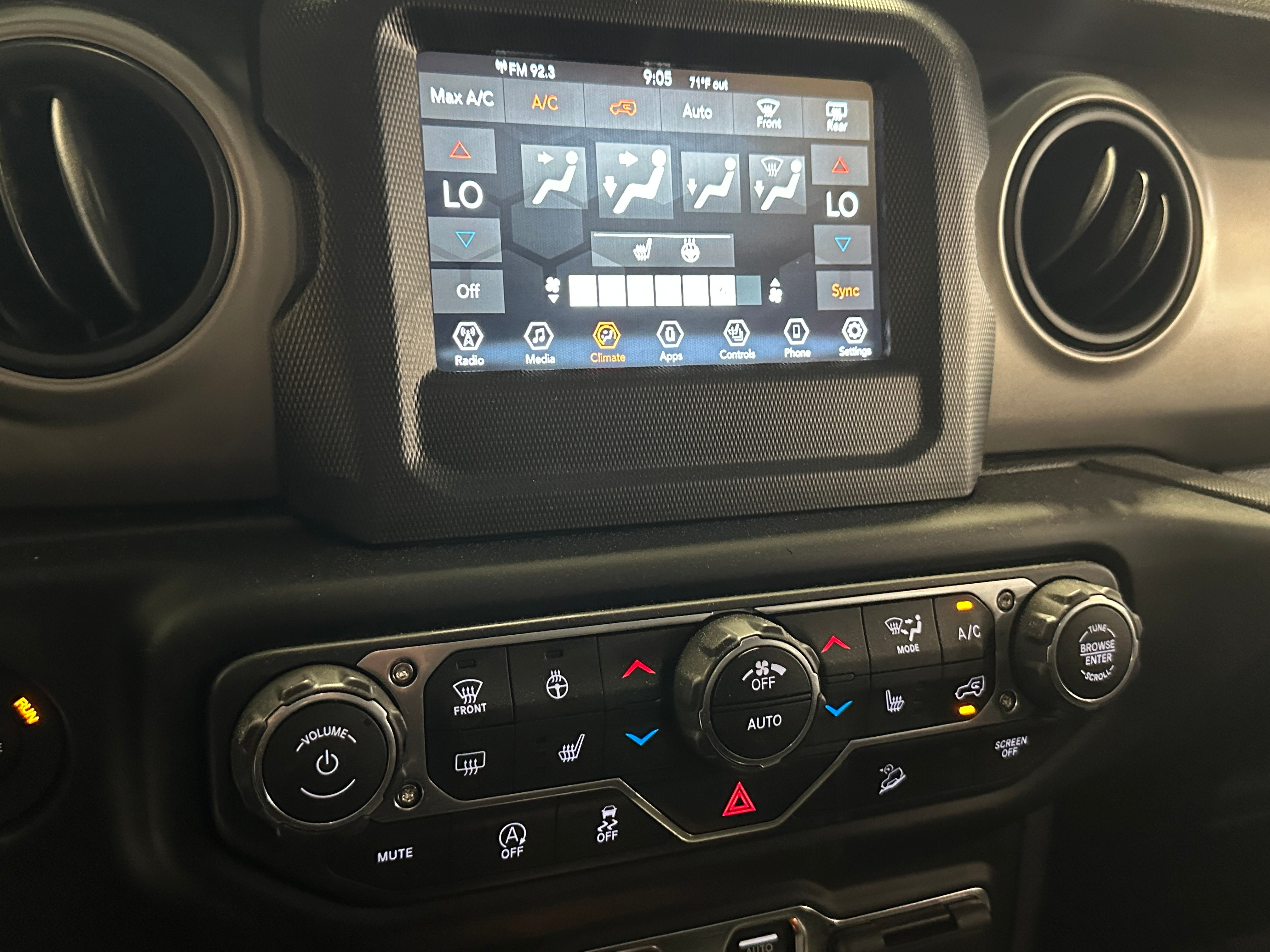2018 Jeep Wrangler Unlimited Sport S 4