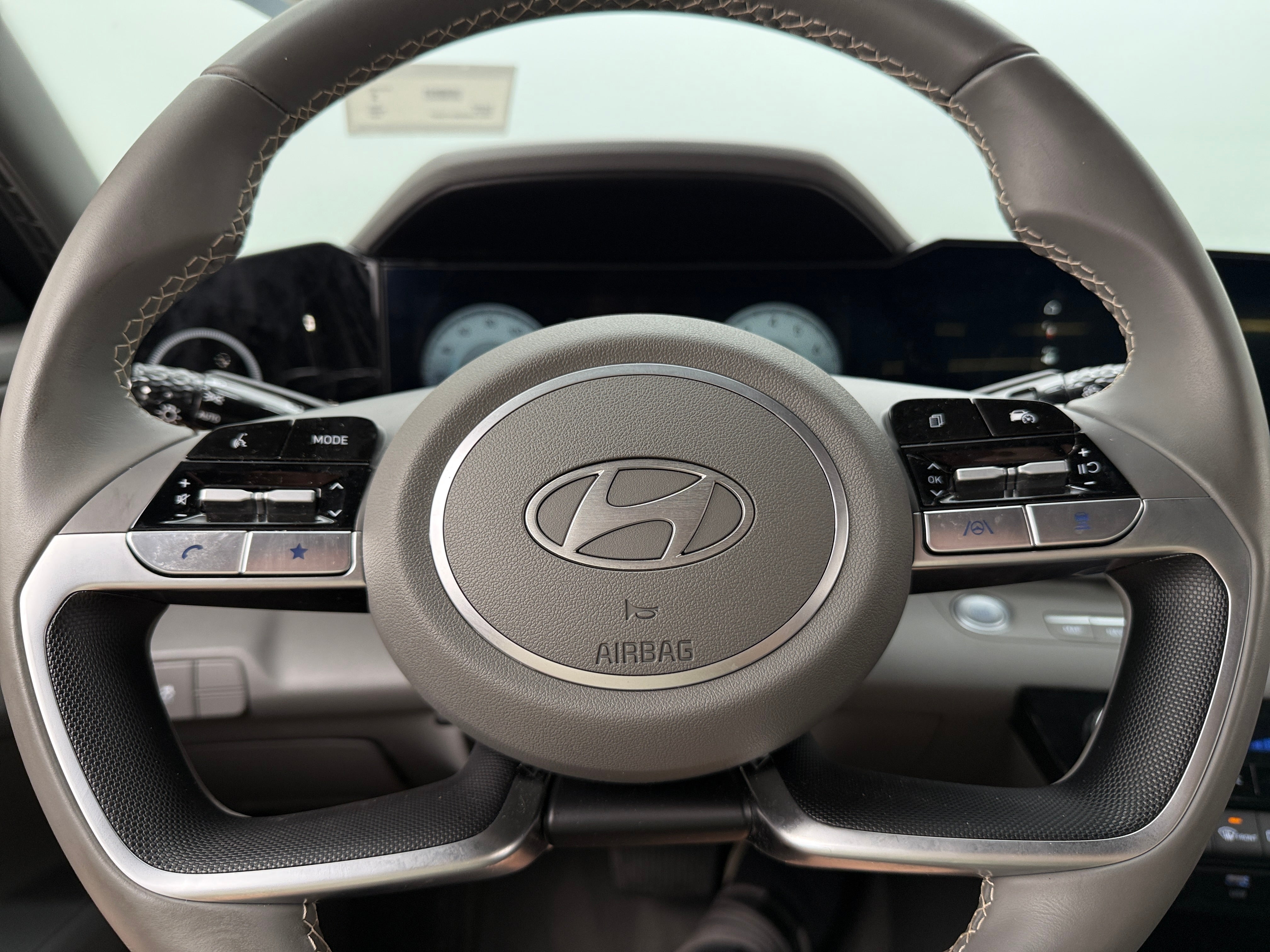 2024 Hyundai Elantra SEL 5