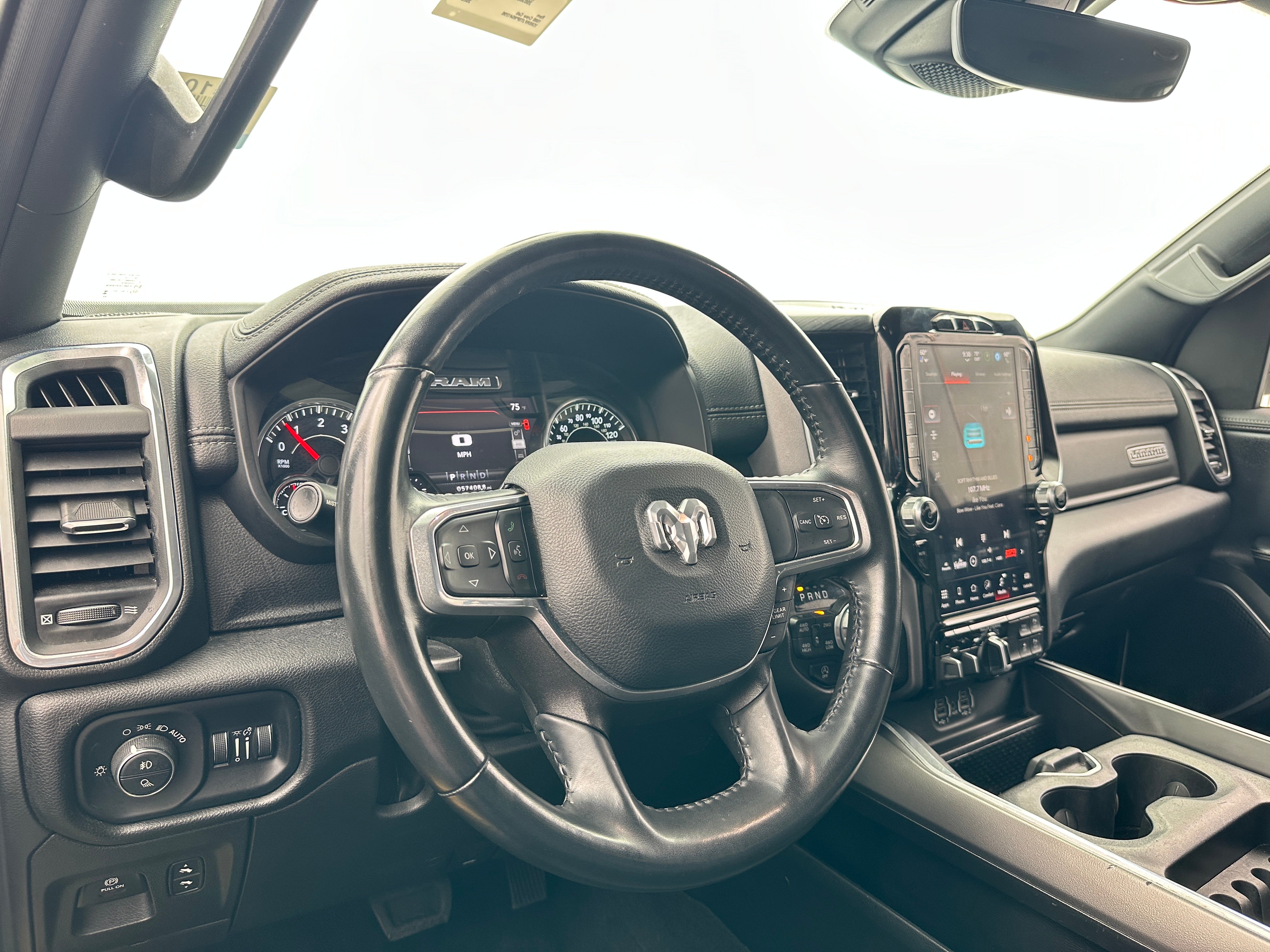 2023 RAM 1500 Laramie 2