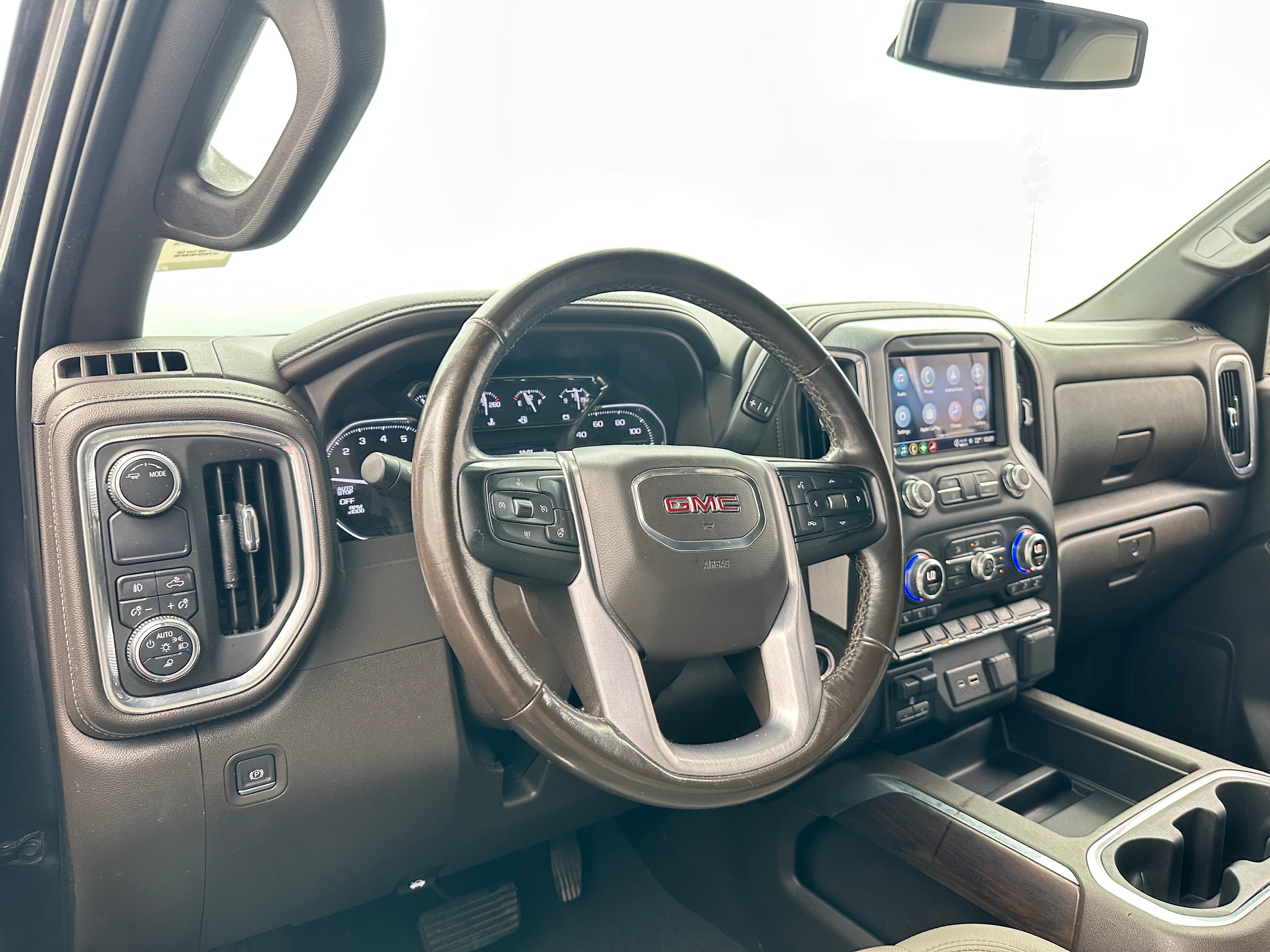 2021 GMC Sierra 1500 SLT 2