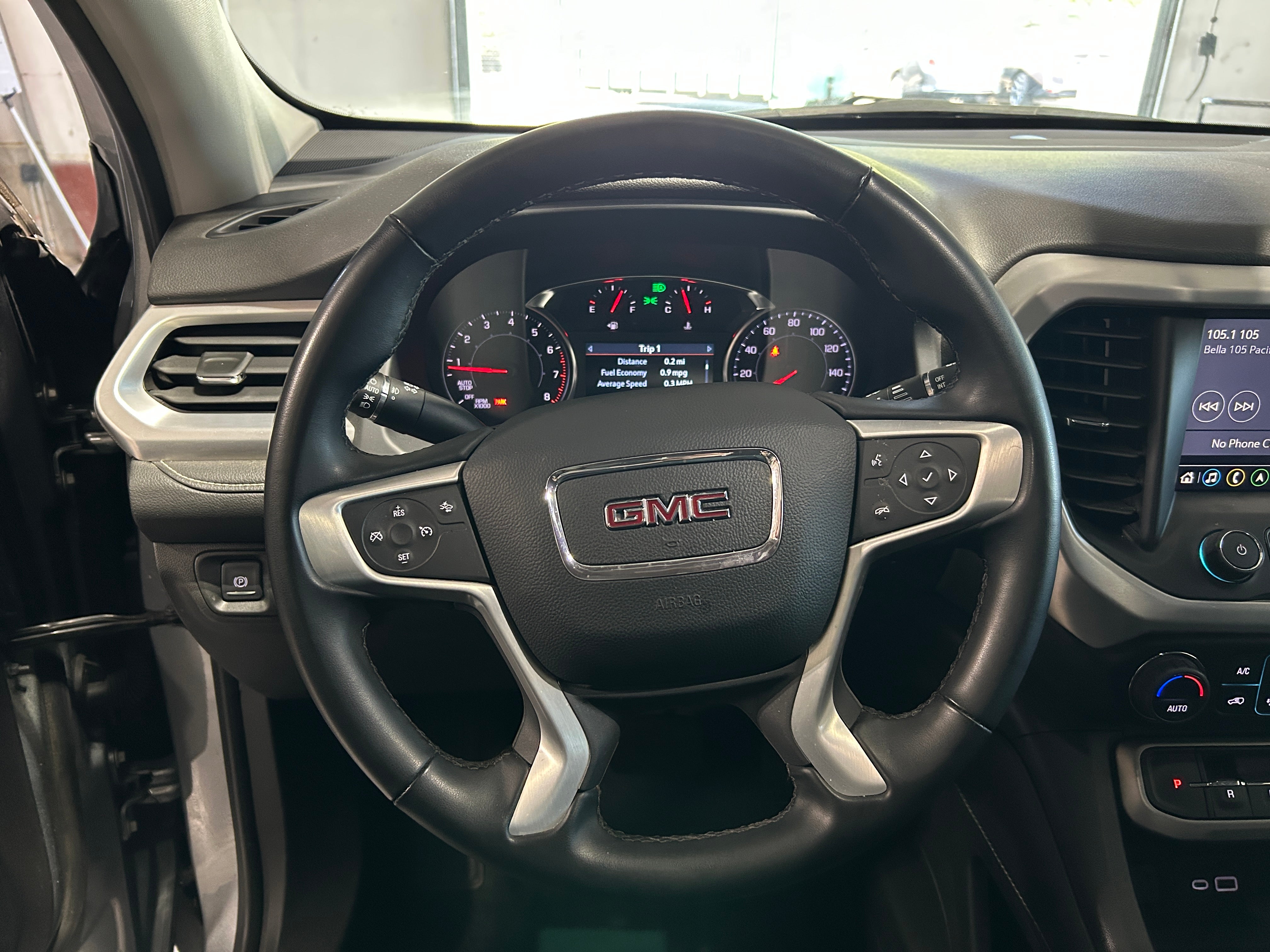2023 GMC Acadia SLT 4