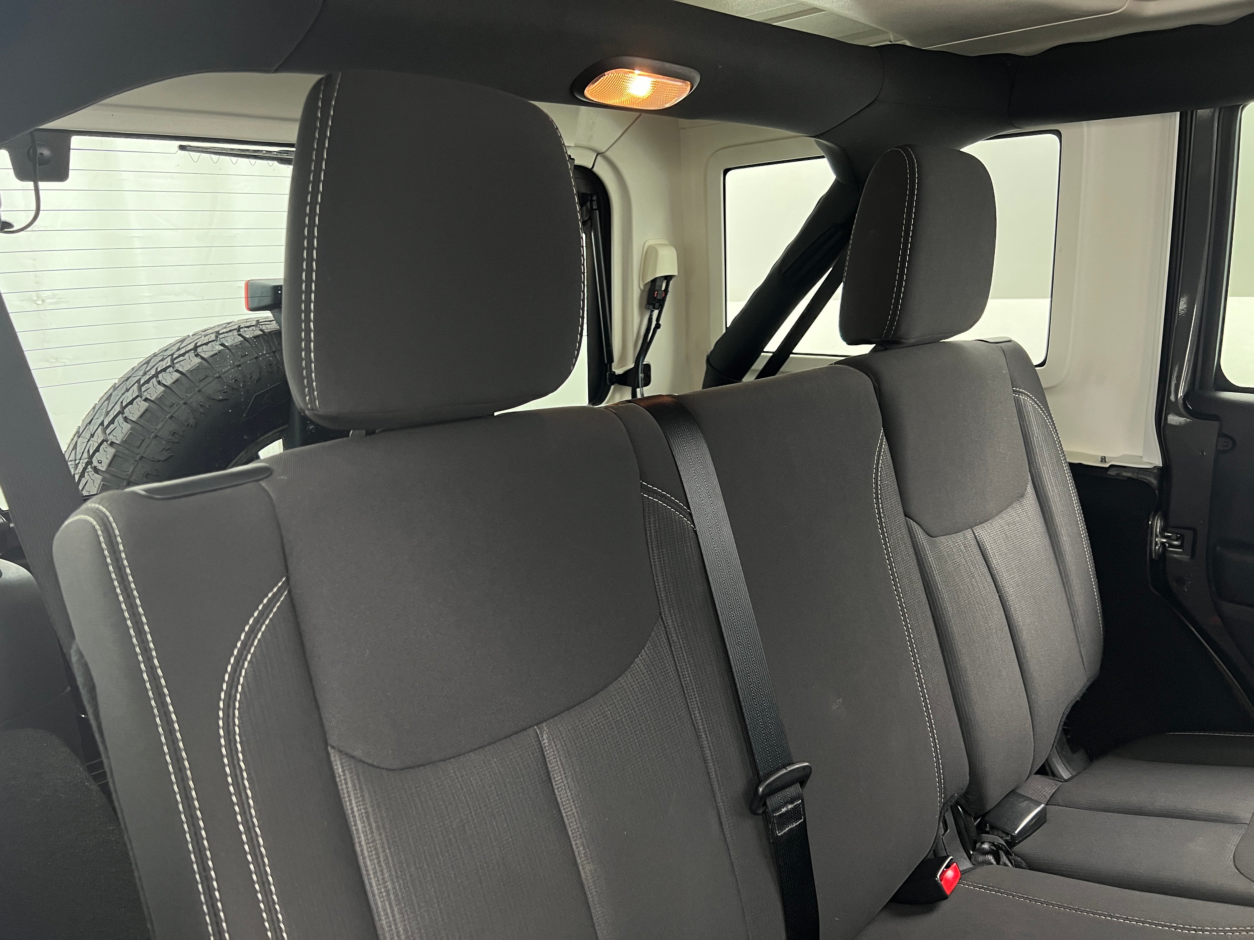 2017 Jeep Wrangler Unlimited Rubicon 6