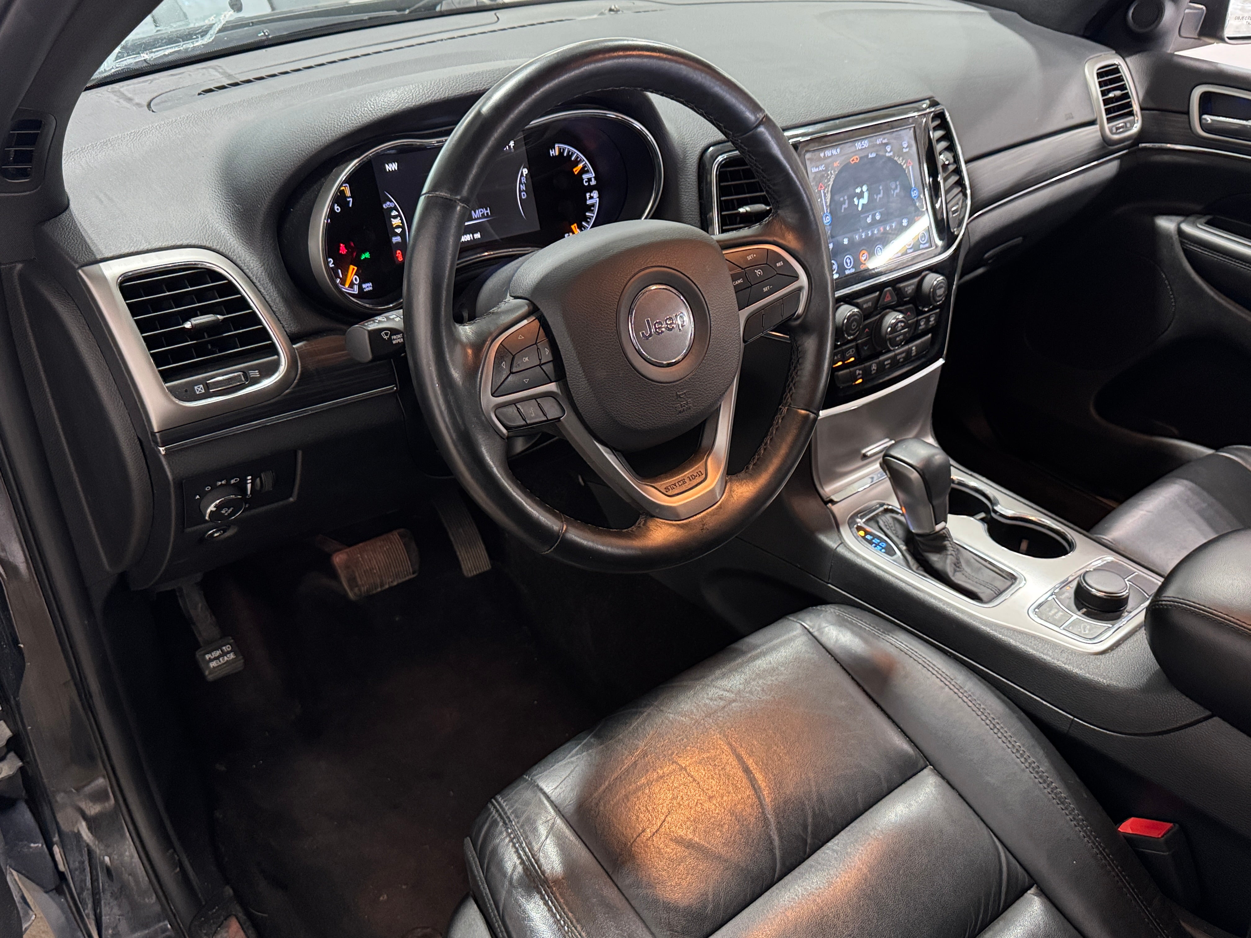 2019 Jeep Grand Cherokee Limited Edition 2