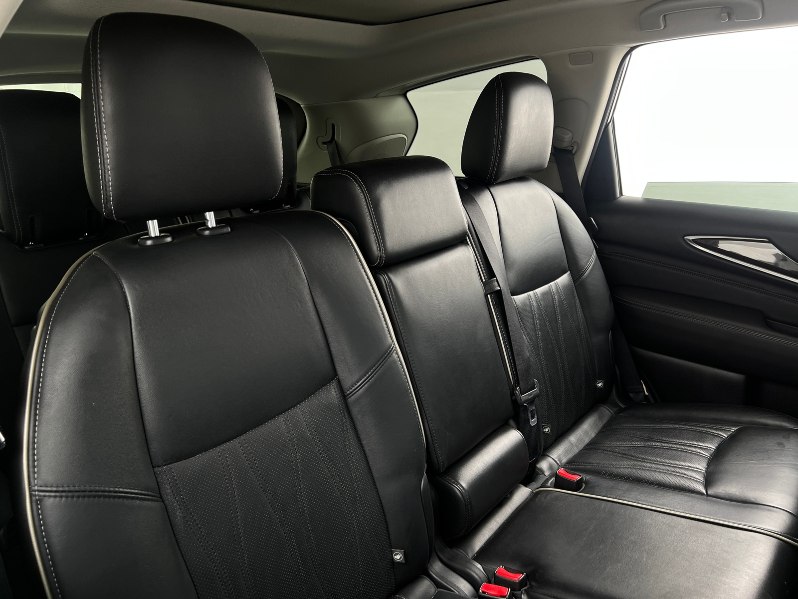 Thumbnail: 2016 INFINITI QX60 - 5