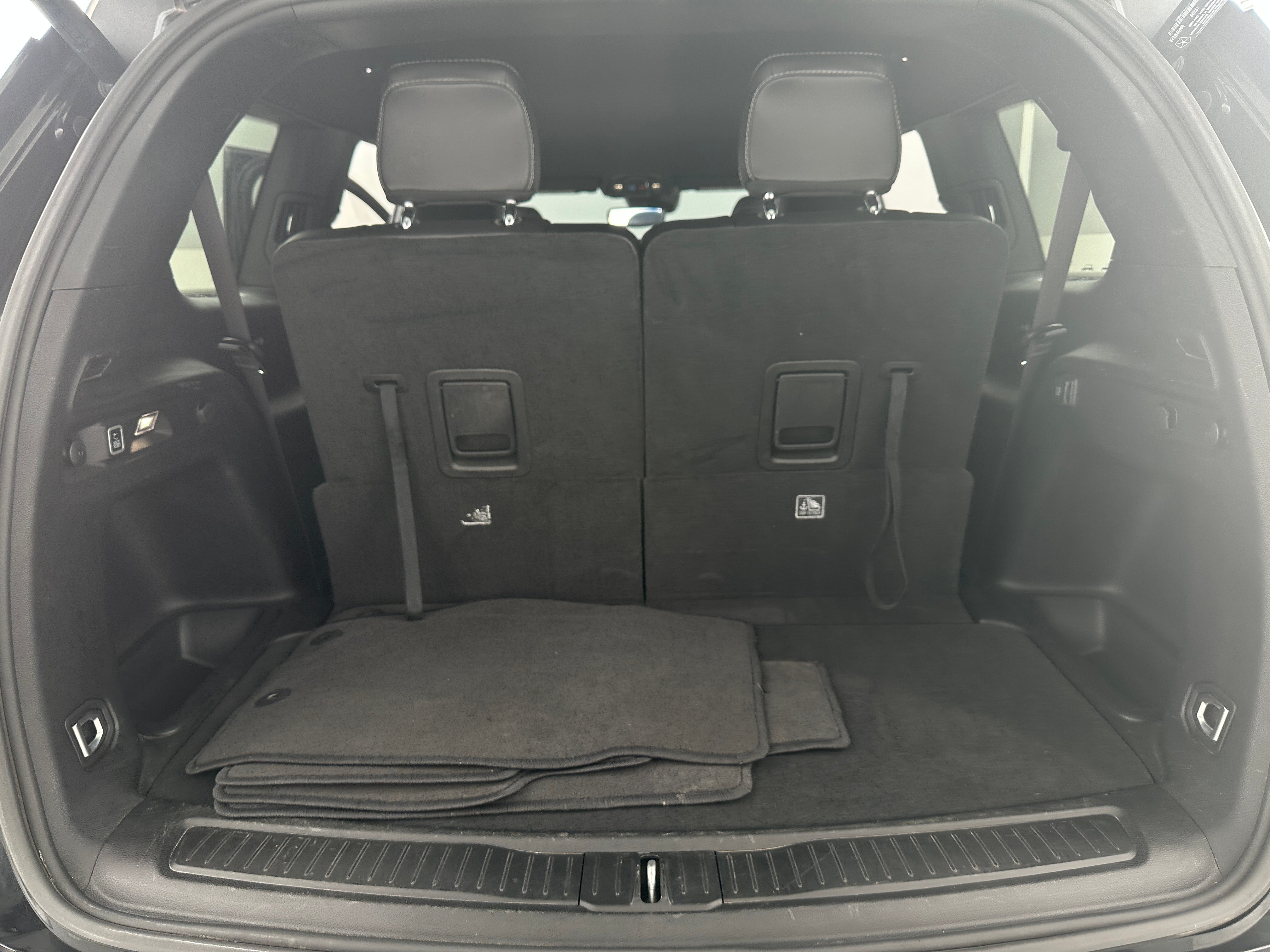 2023 Jeep Grand Cherokee L Altitude 6
