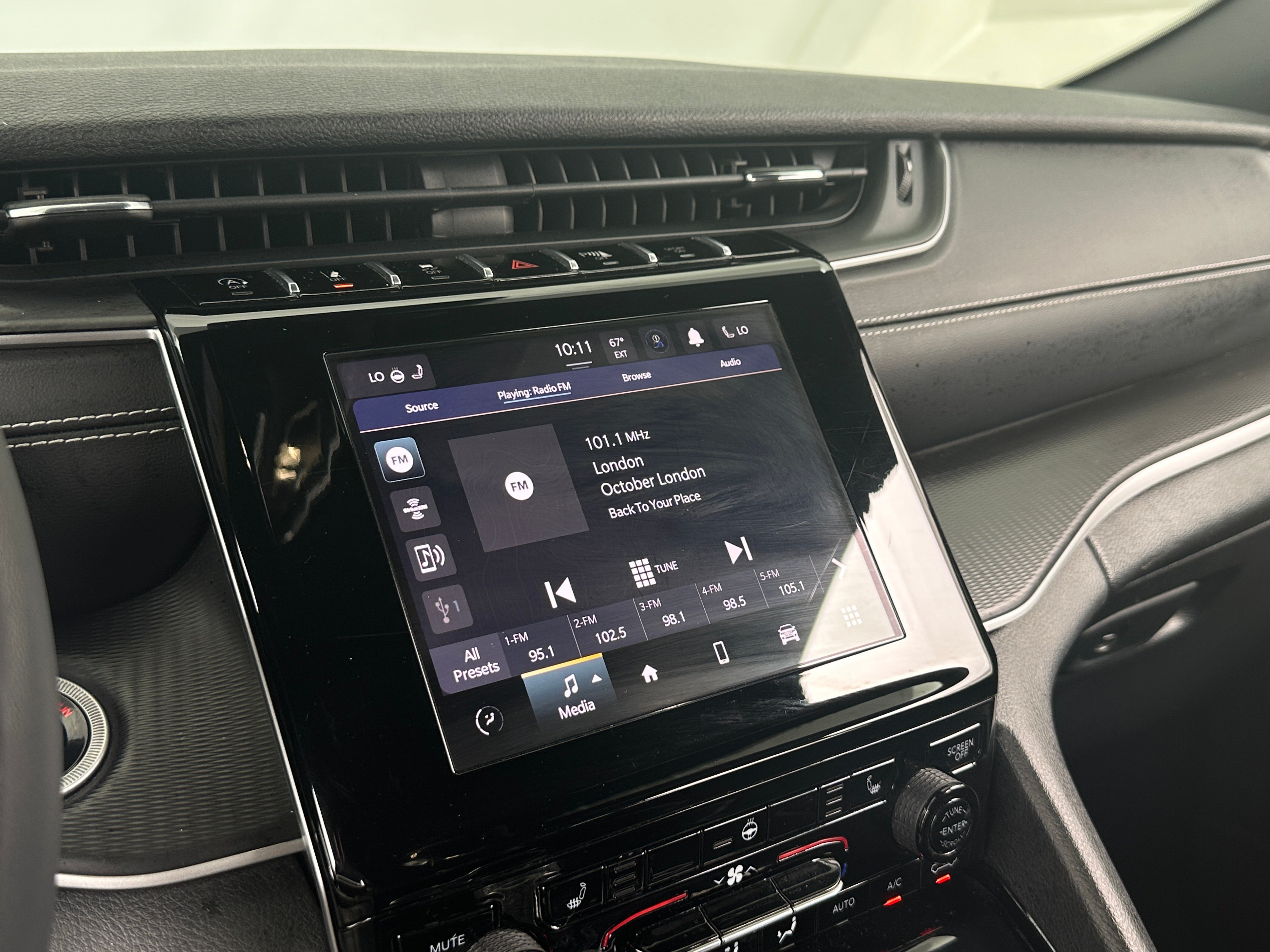 2023 Jeep Grand Cherokee L Altitude 3