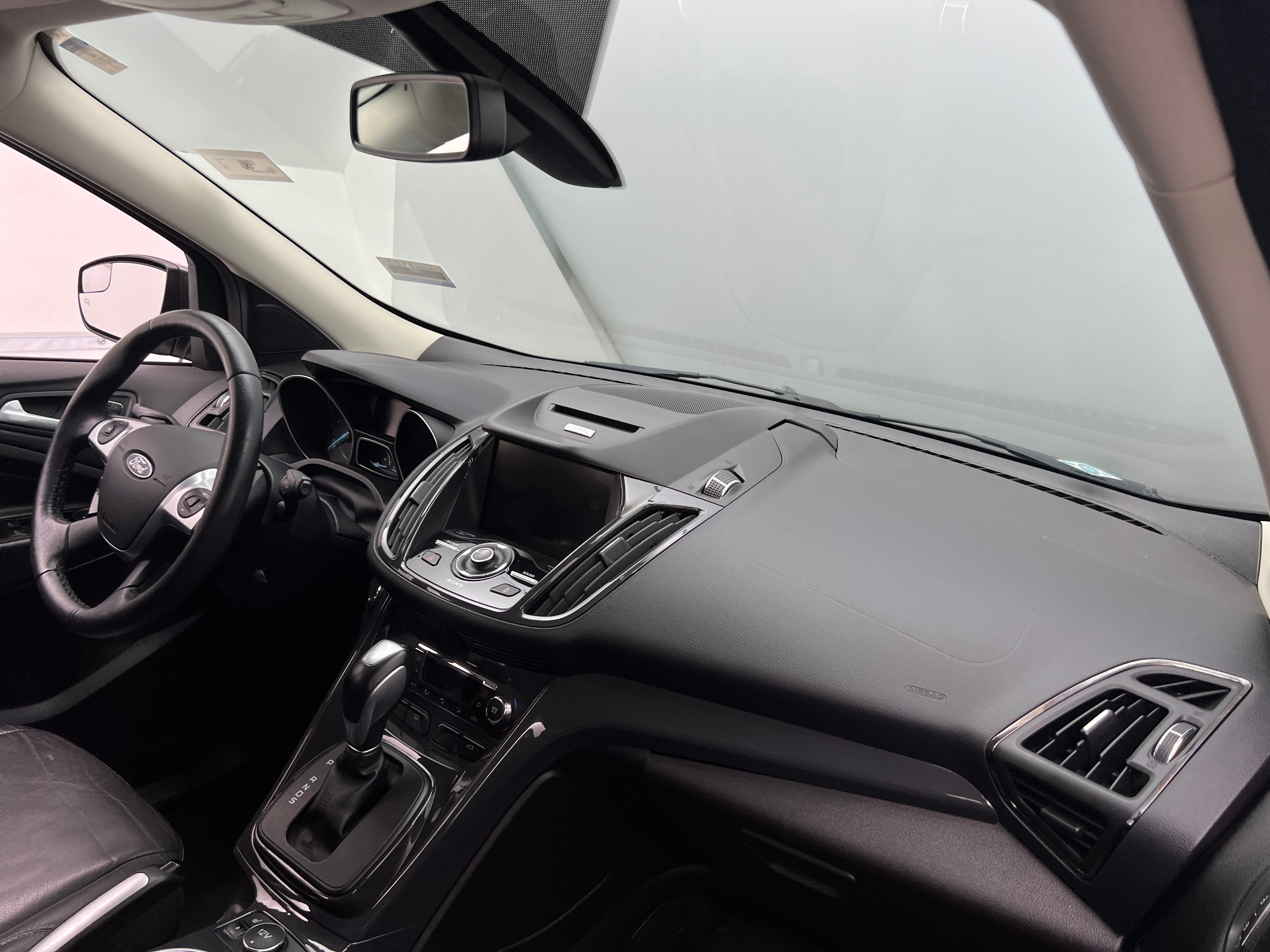 2015 Ford Escape Titanium 2